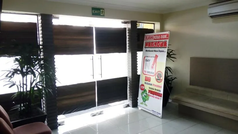 Ethan Hotel Cilincing Plaza