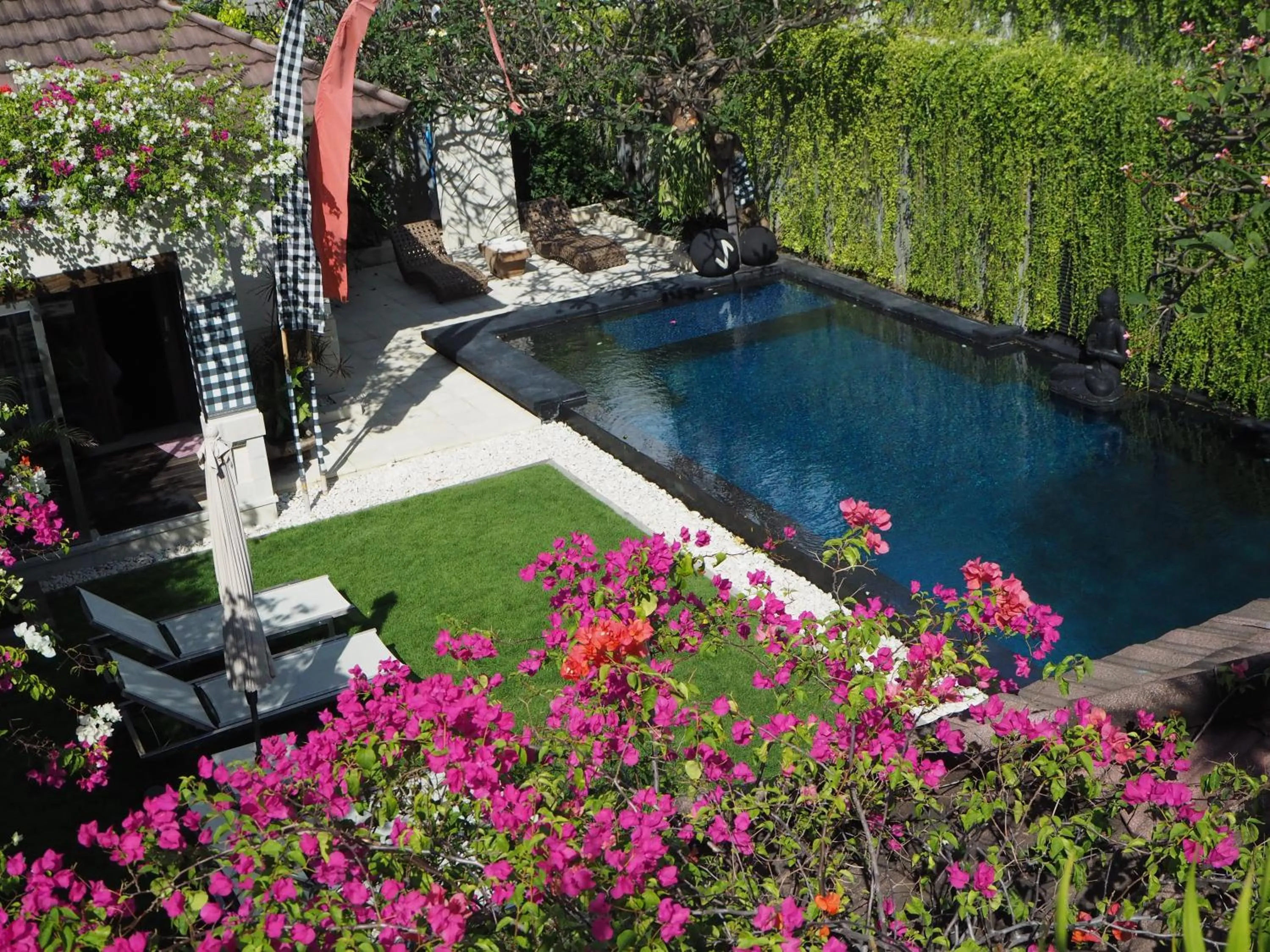 Pronoia Beach Resort