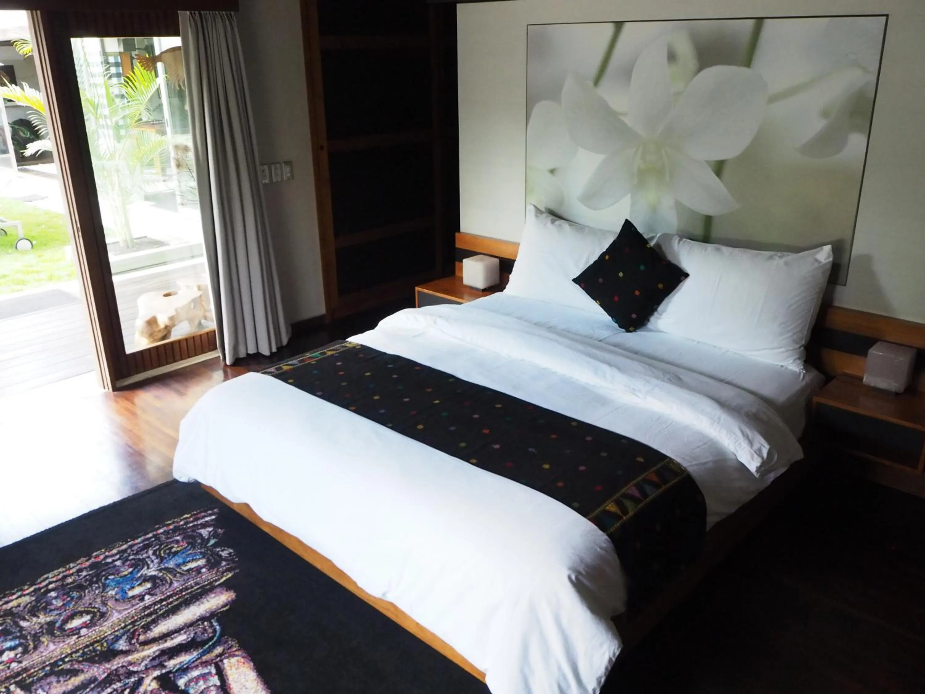Bed in Pronoia Beach Resort