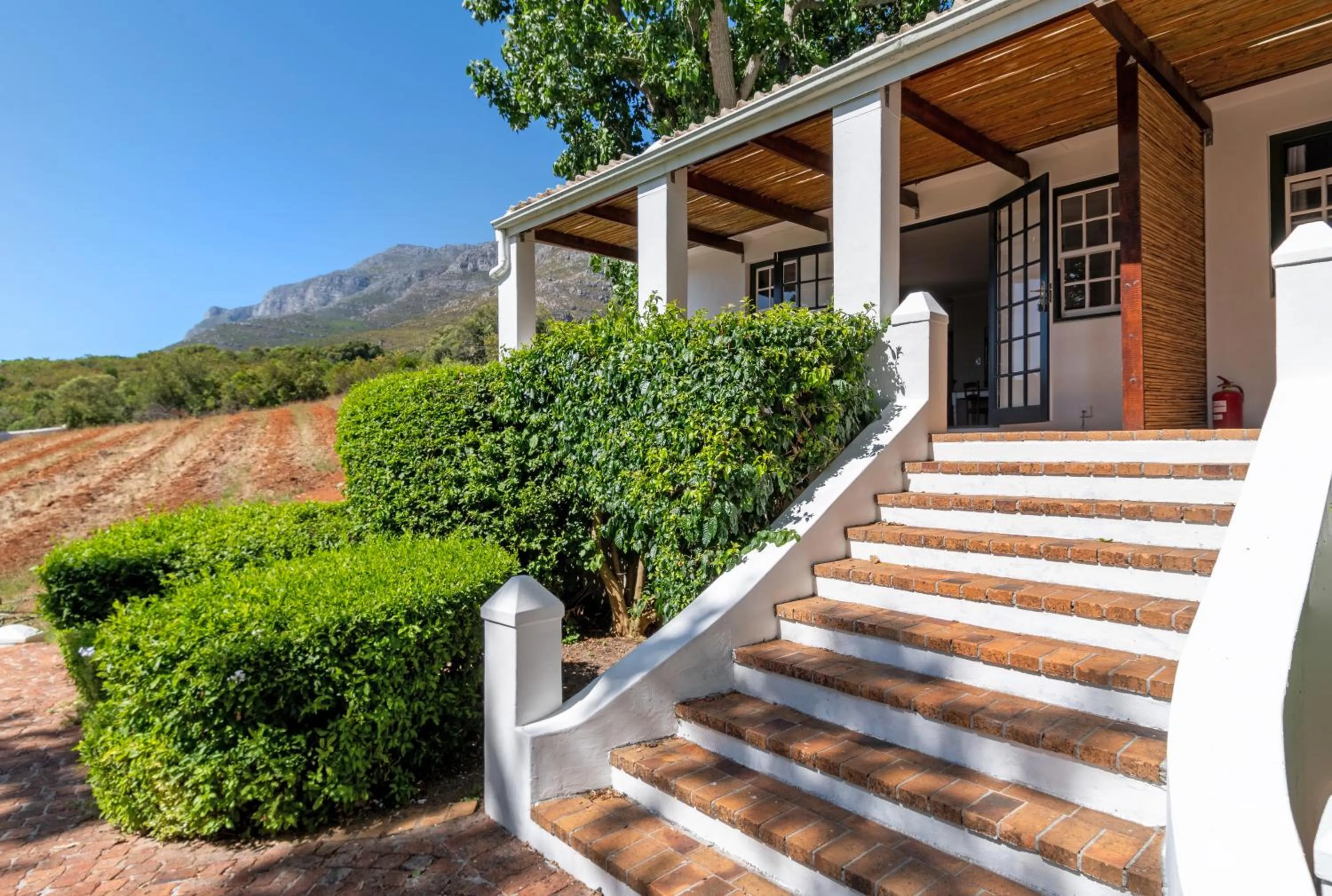 Property building in Mont Angelis