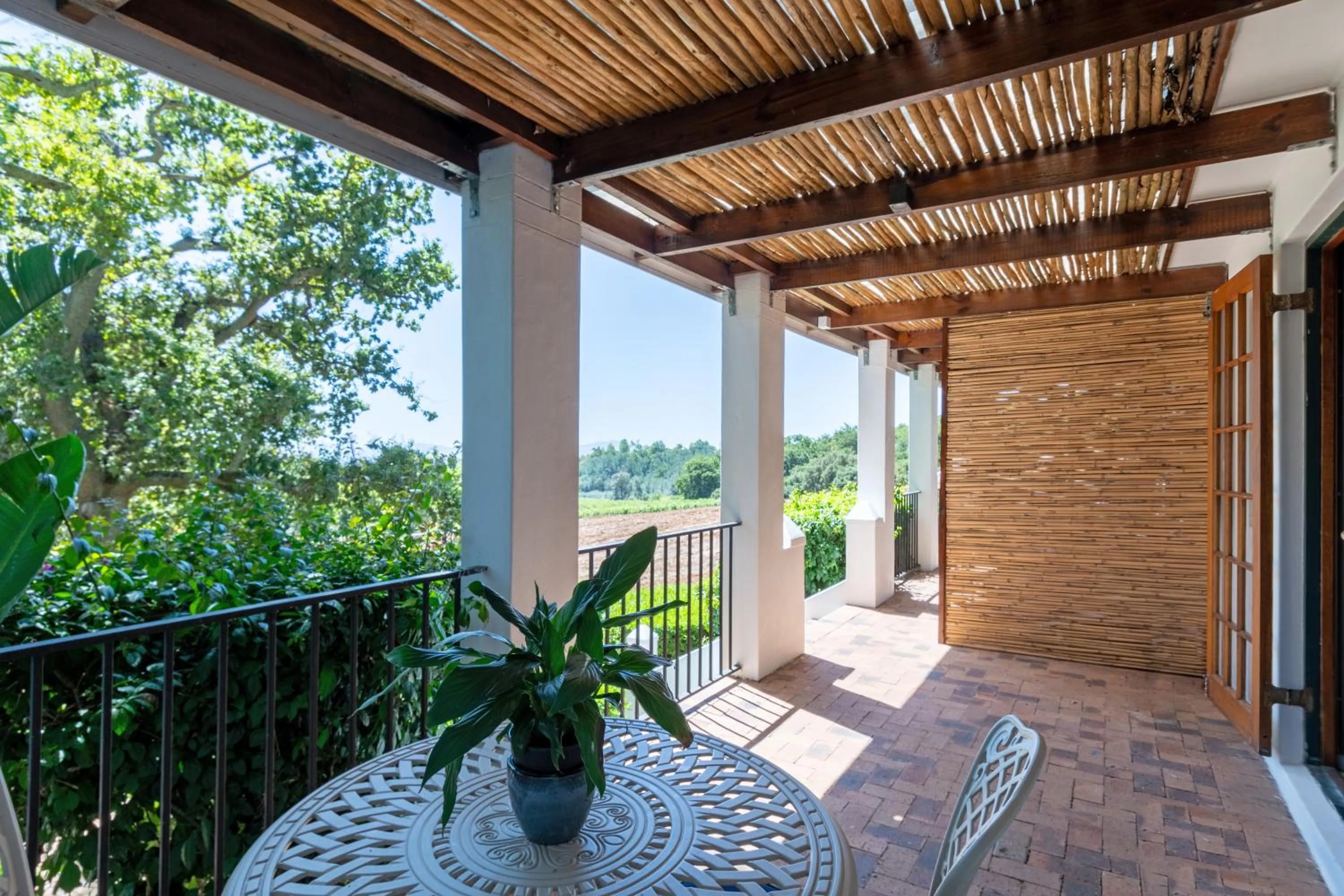 Patio in Mont Angelis