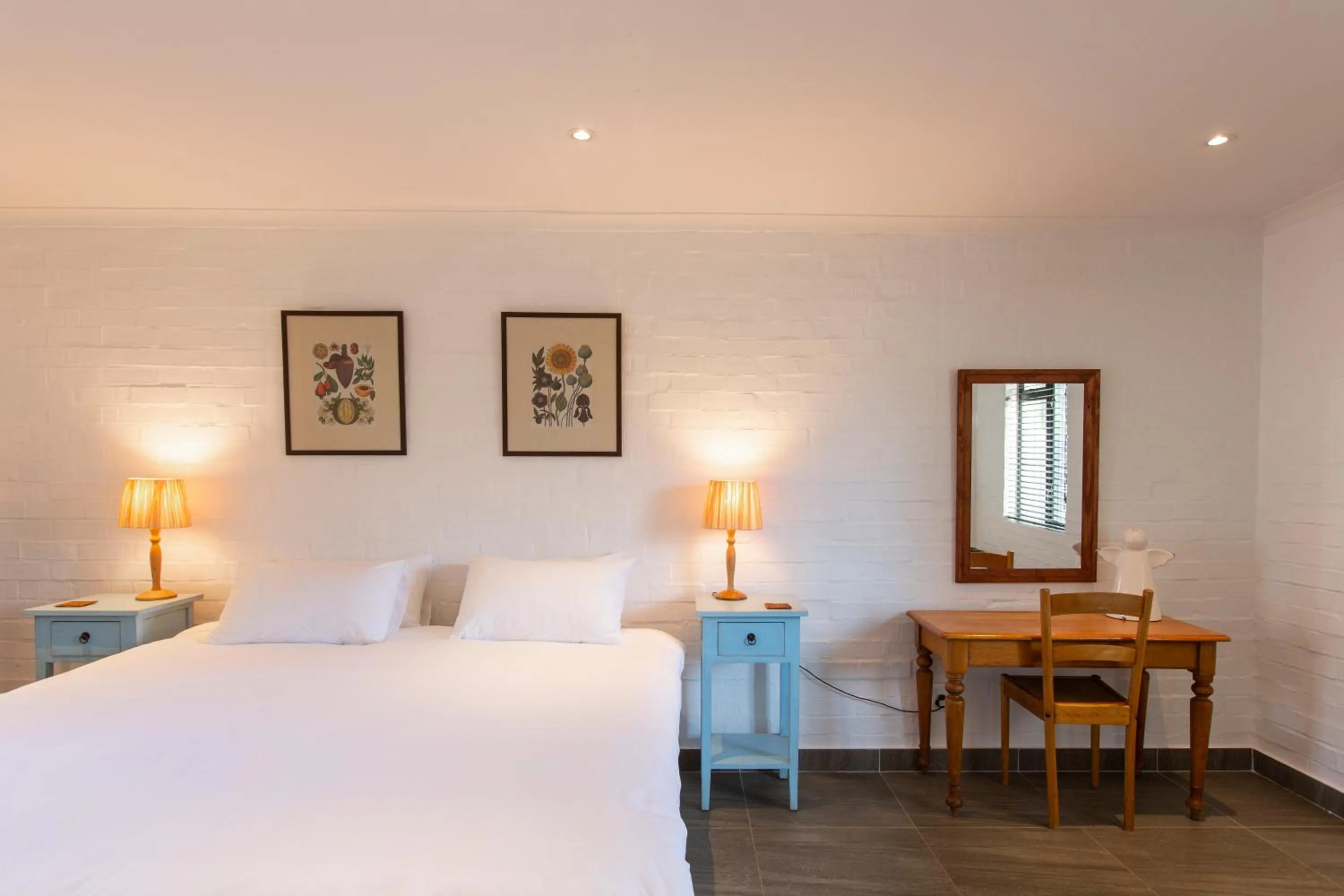 Bedroom, Bed in Mont Angelis