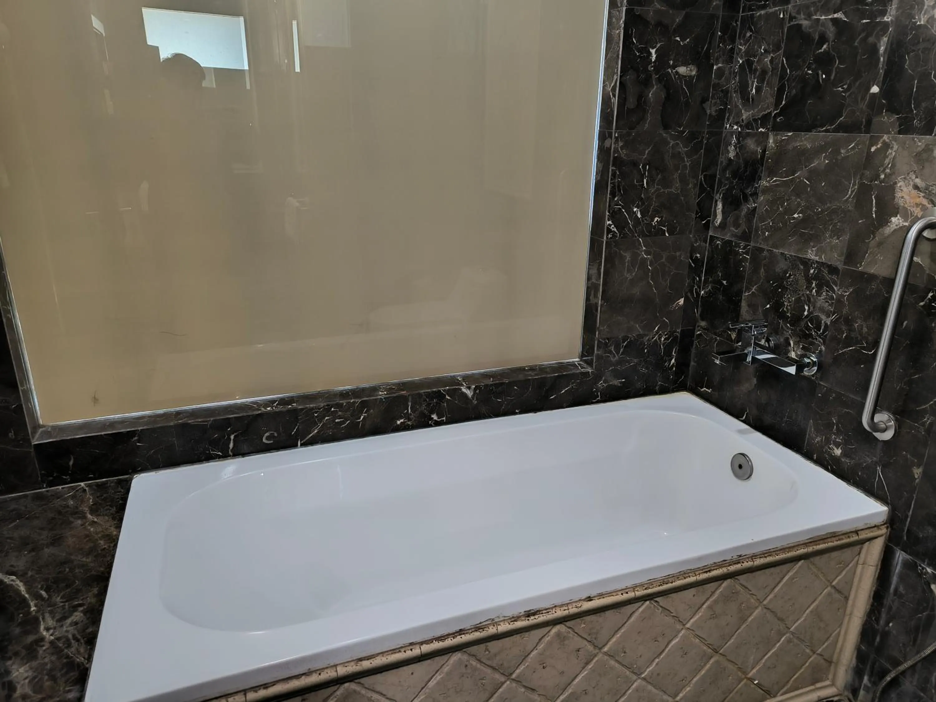 Bathroom in Meritz Hotel