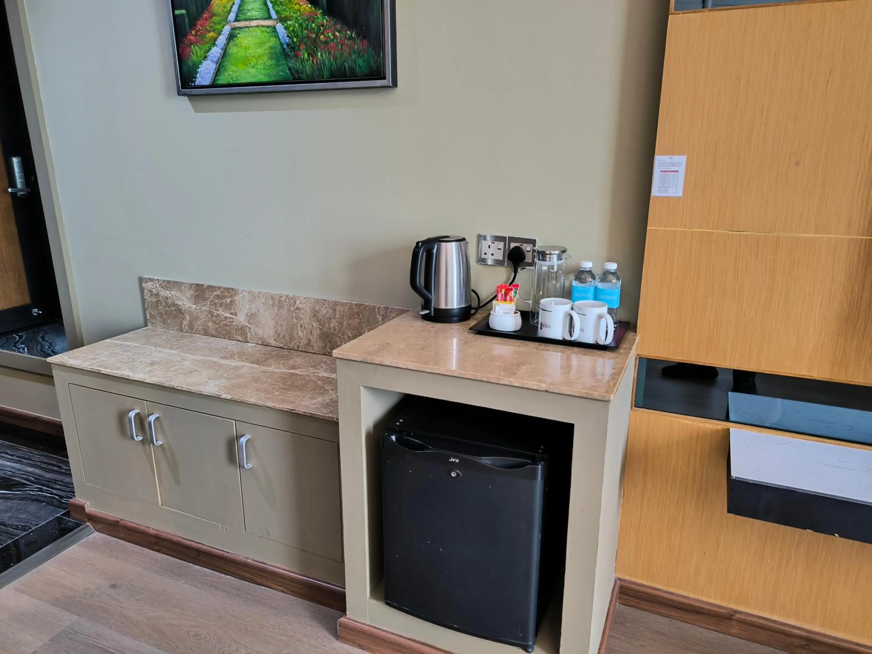 Coffee/tea facilities in Meritz Hotel