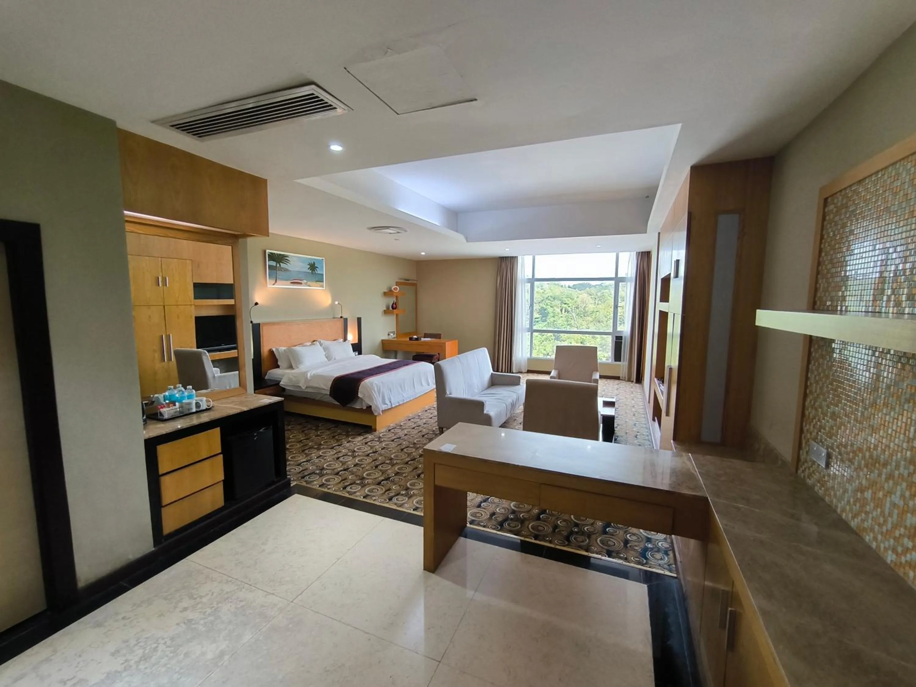 Bedroom, Bed in Meritz Hotel