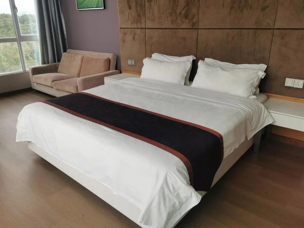 Bed in Meritz Hotel
