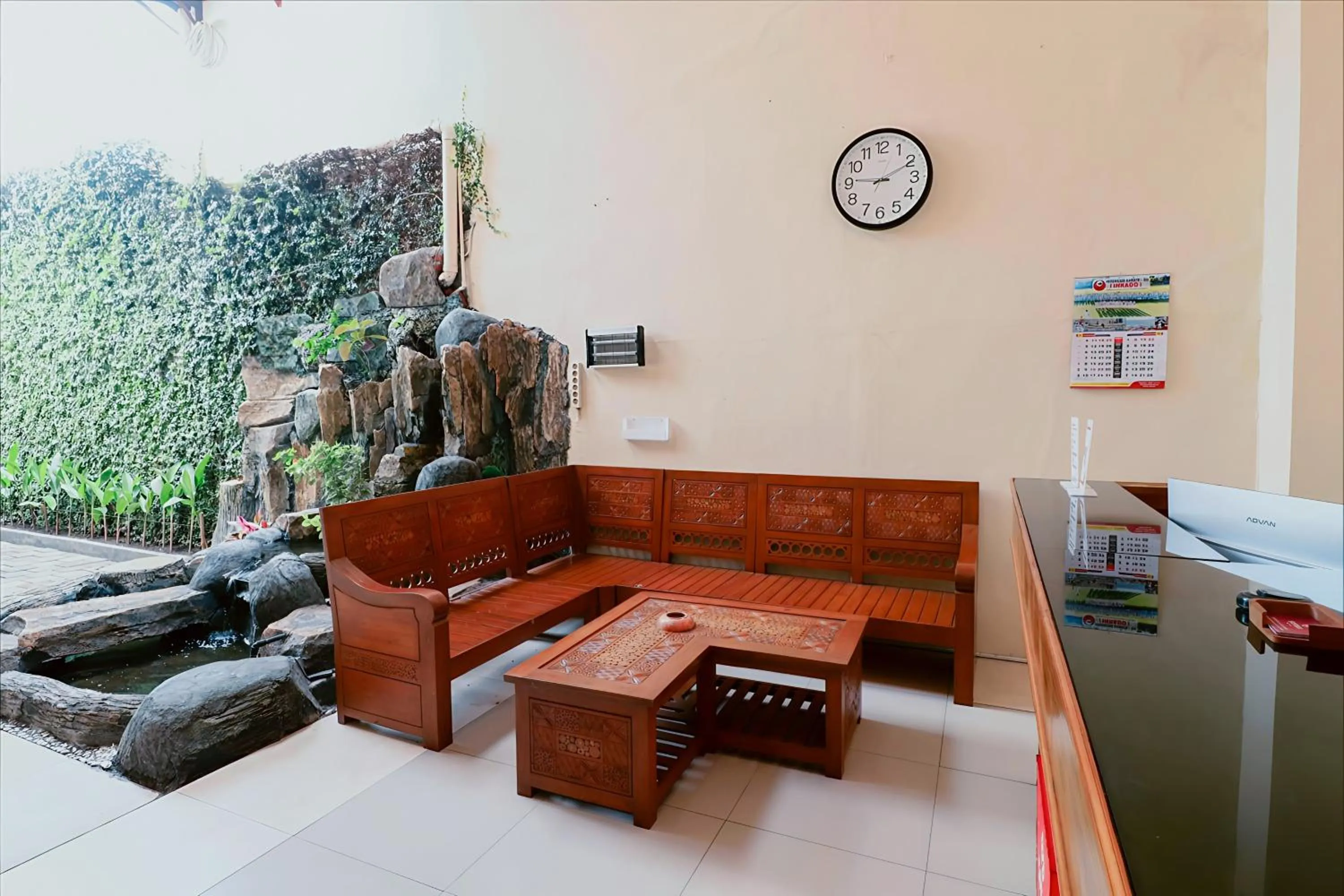 Living room in Hotel Safara Yogyakarta