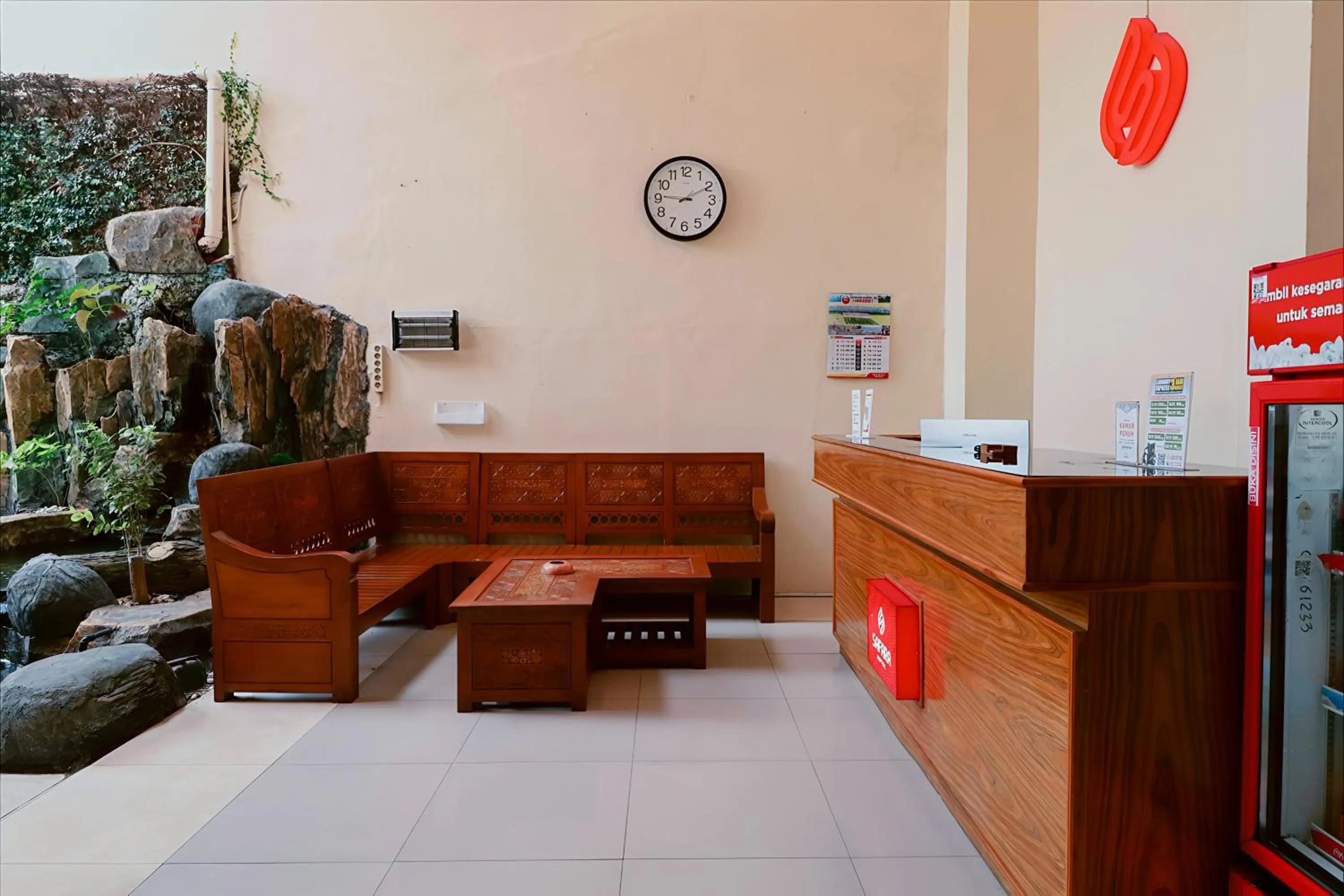 Living room in Hotel Safara Yogyakarta