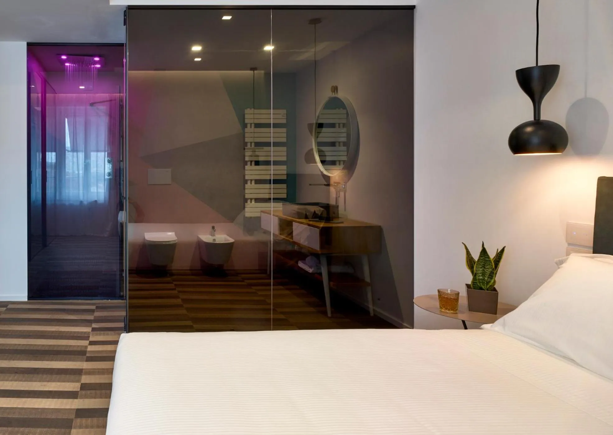 Bedroom, Bed in HOTIDAY Olbia Wallure