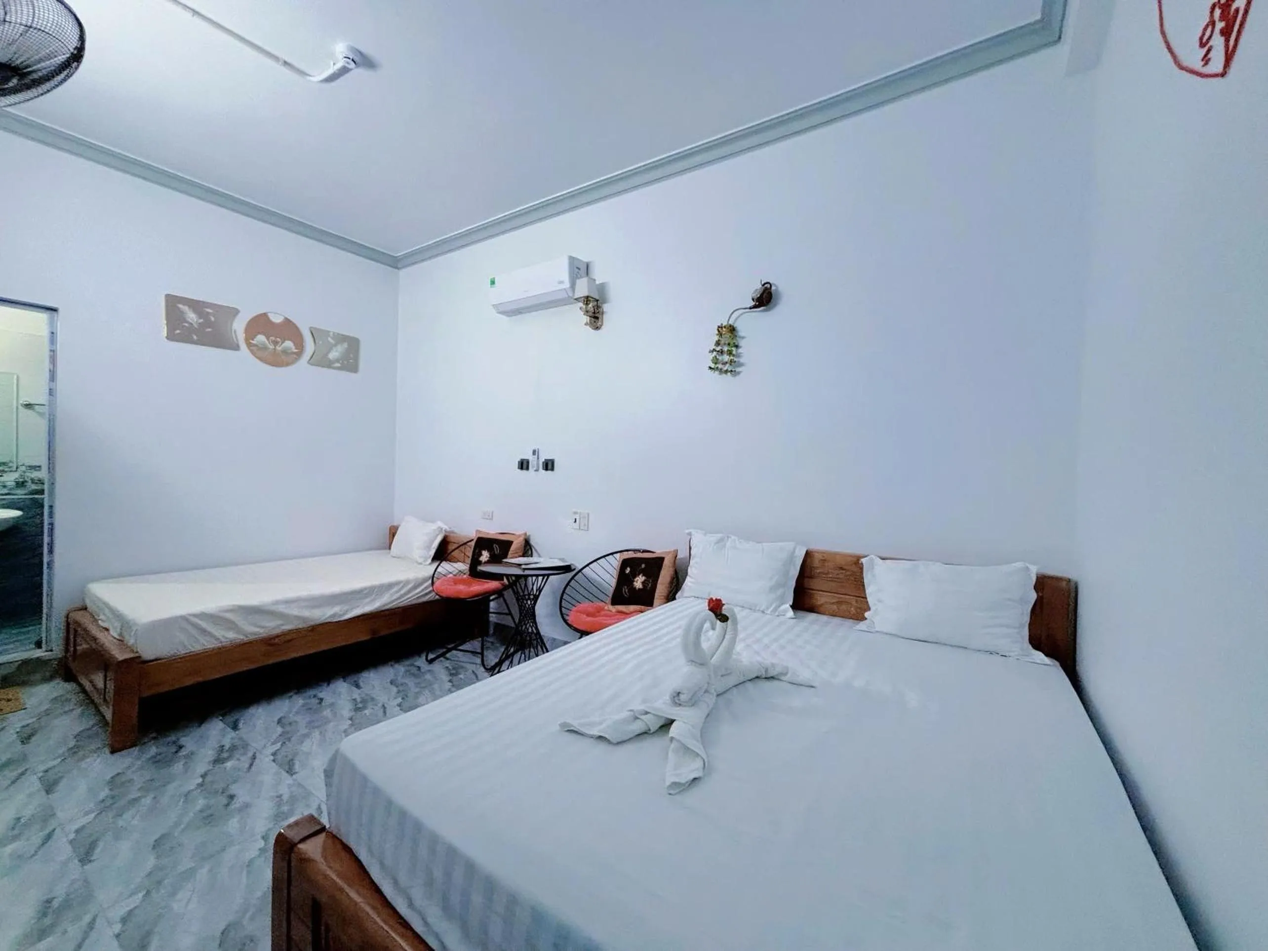 Bed in Tam Coc White Swan Homestay