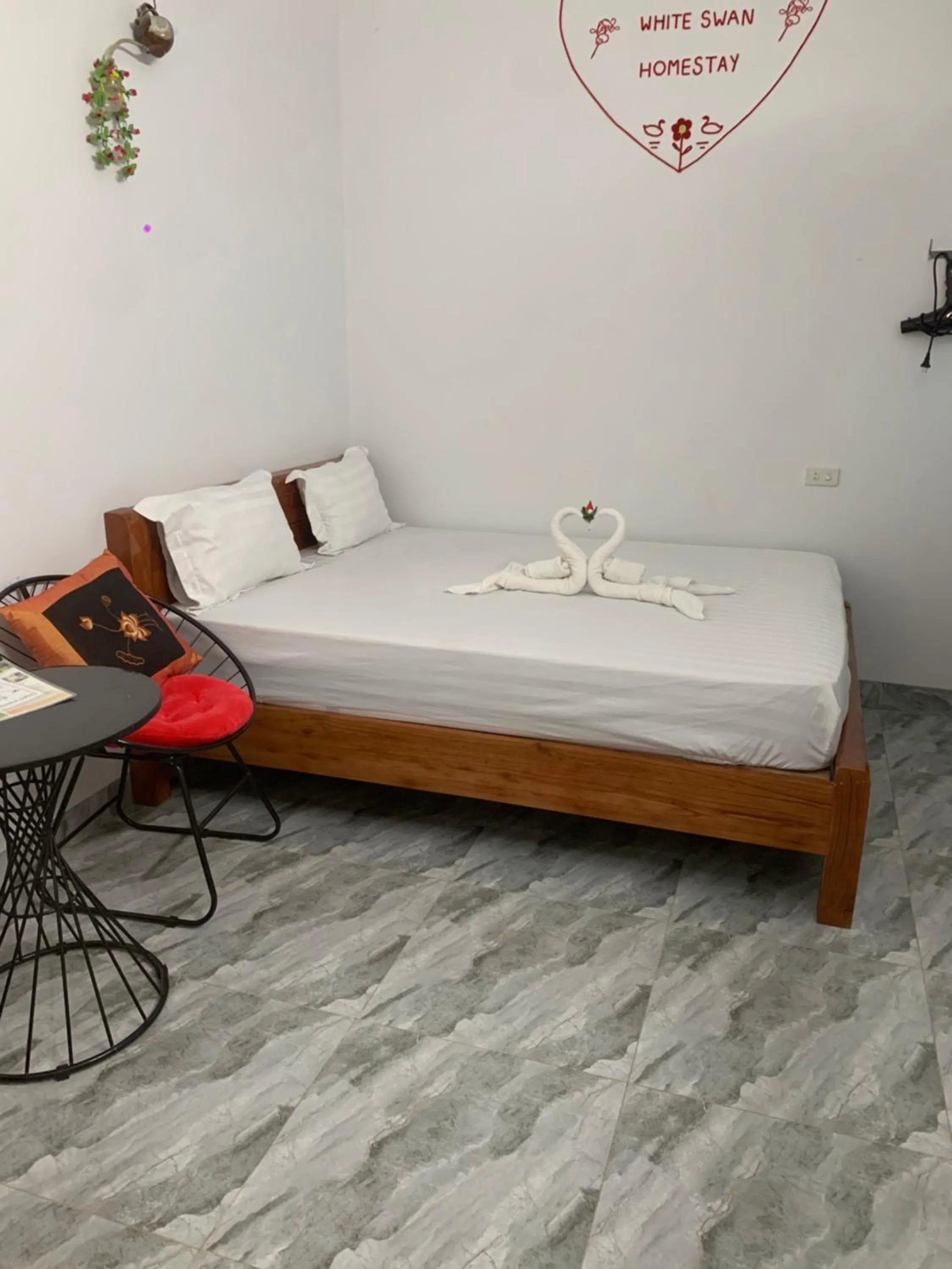 Bed in Tam Coc White Swan Homestay