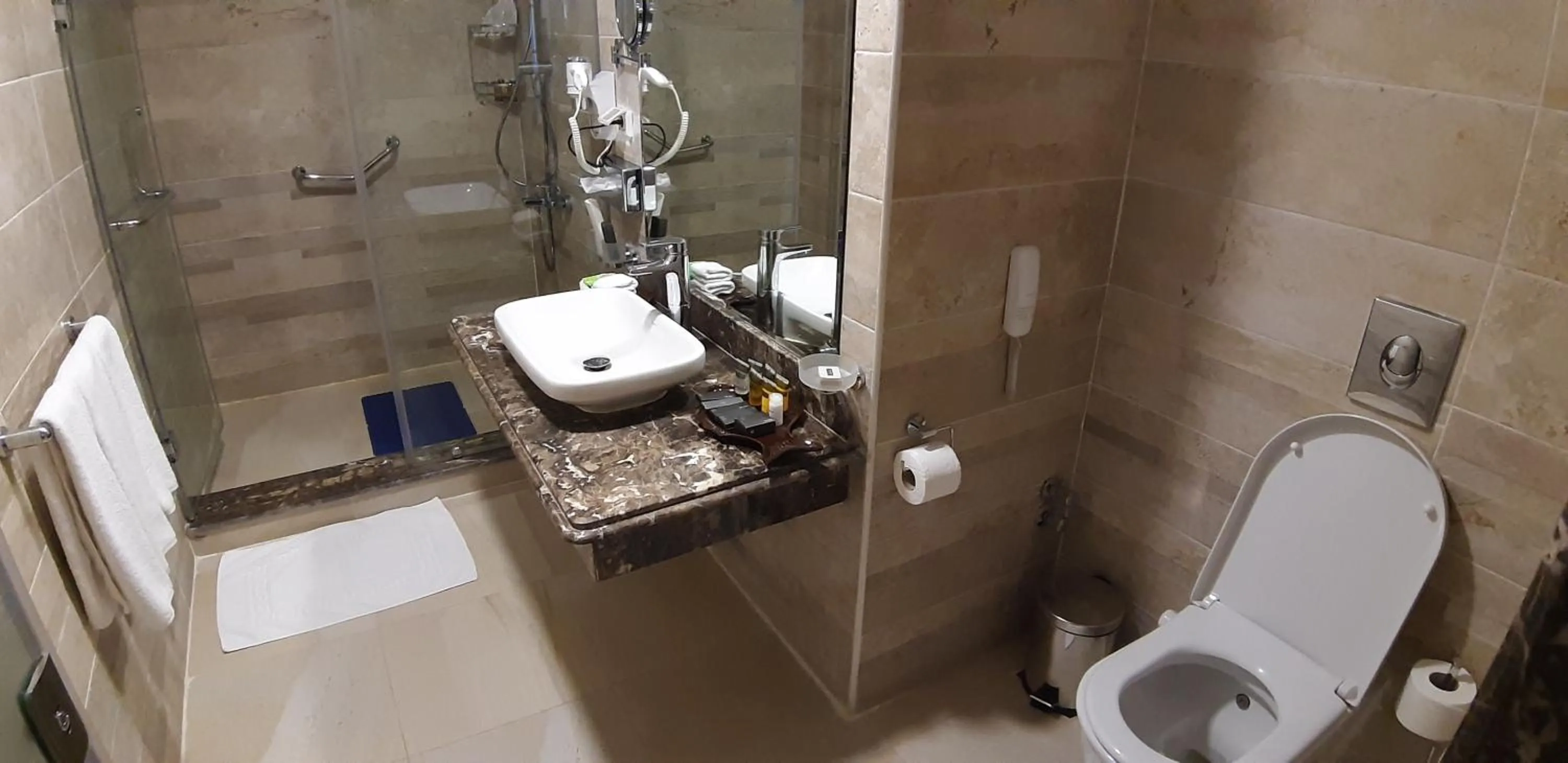 Bathroom in Concorde Moreen Beach Resort