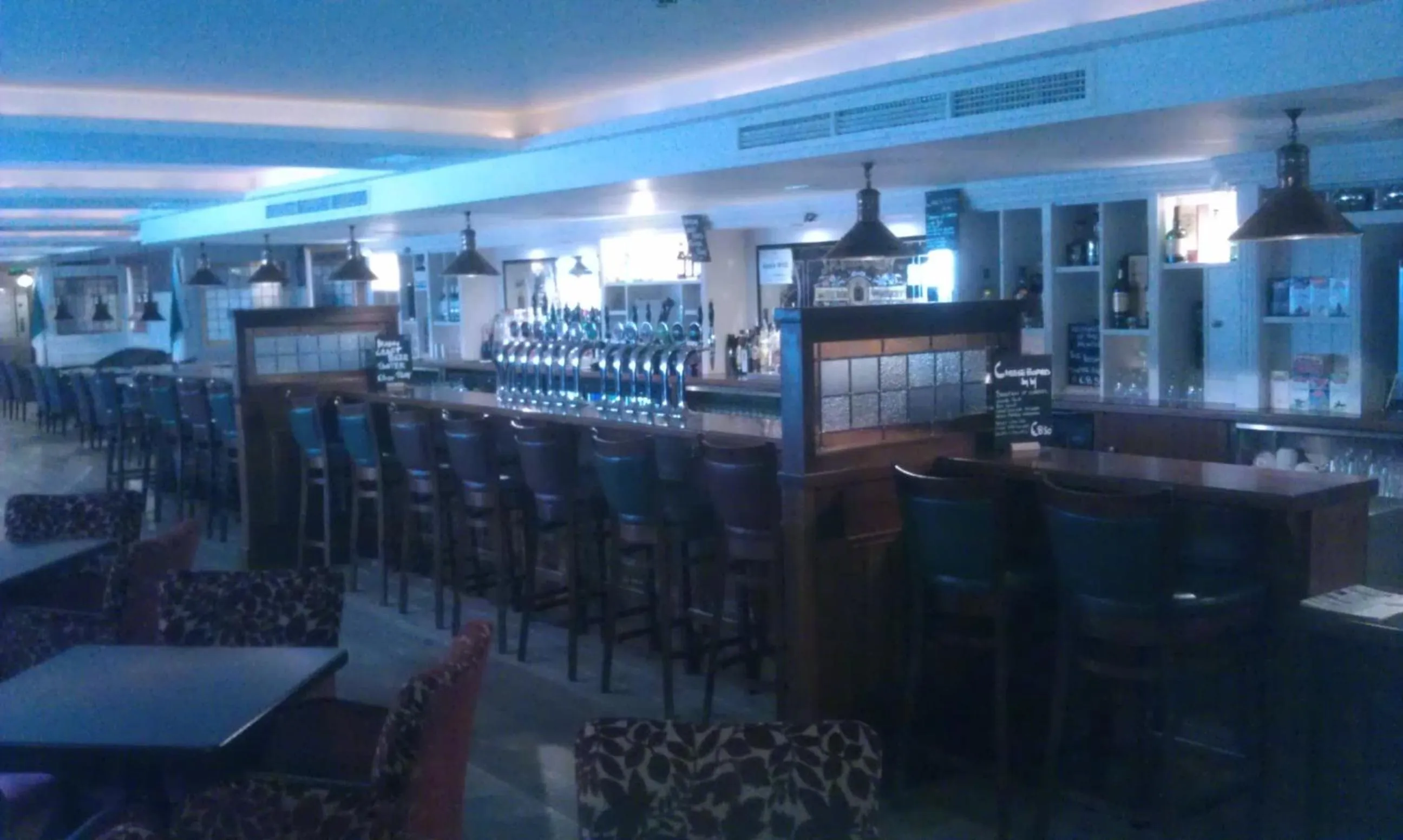 Restaurant/places to eat in Forty Four Main Street