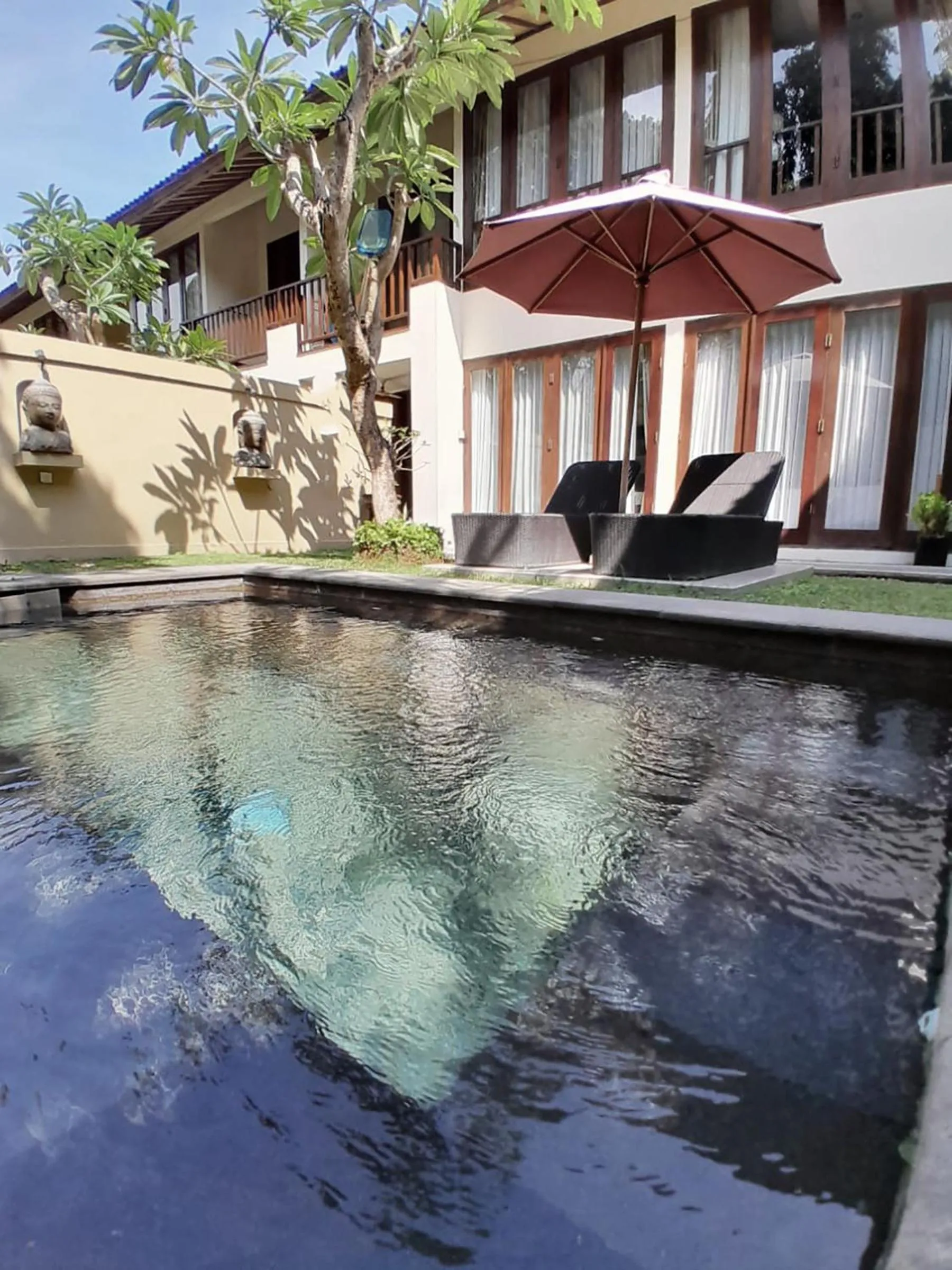 Swimming pool in Sekuta Condo Suites