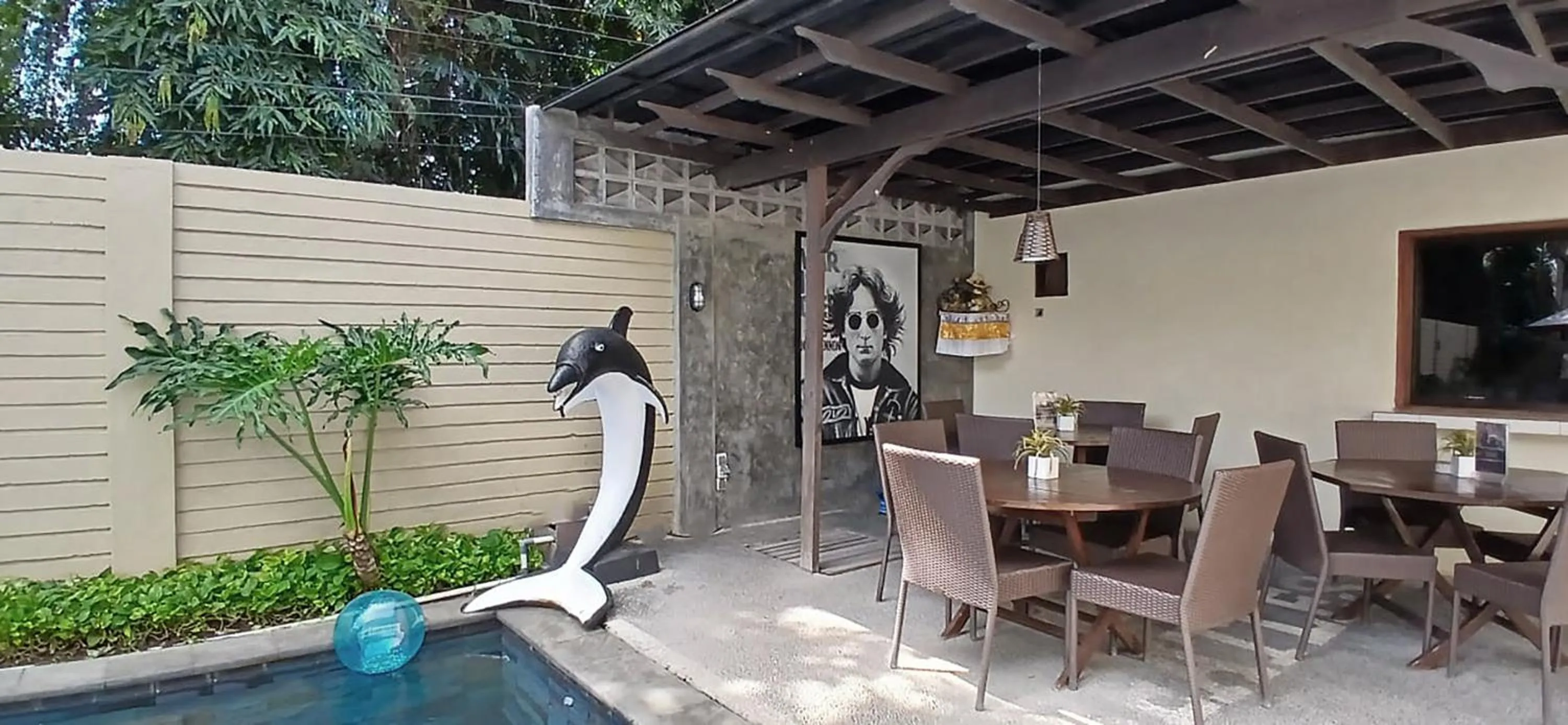 Seating area in Sekuta Condo Suites