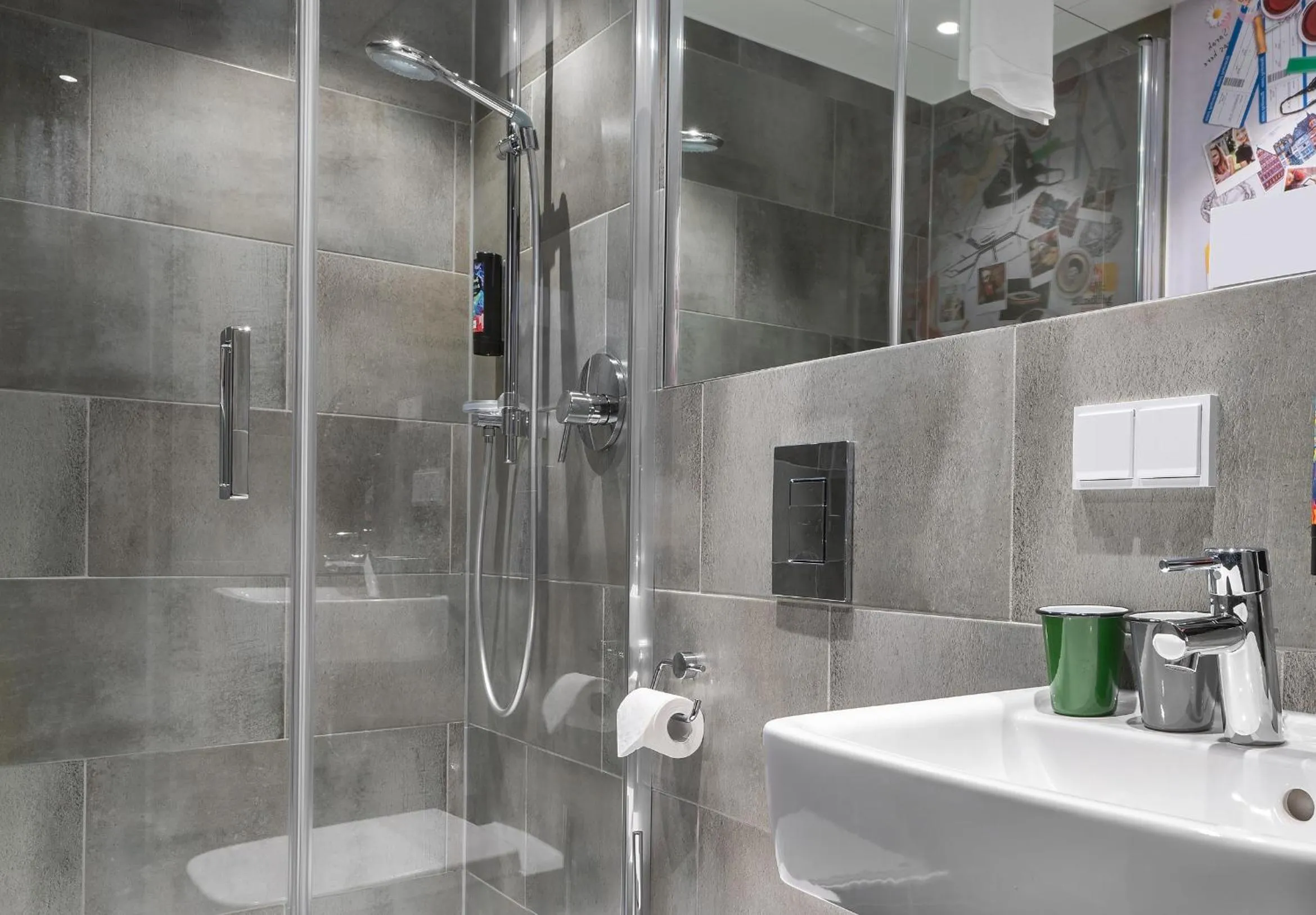 Bathroom in Holiday Inn - the niu, Charly Frankfurt City by IHG