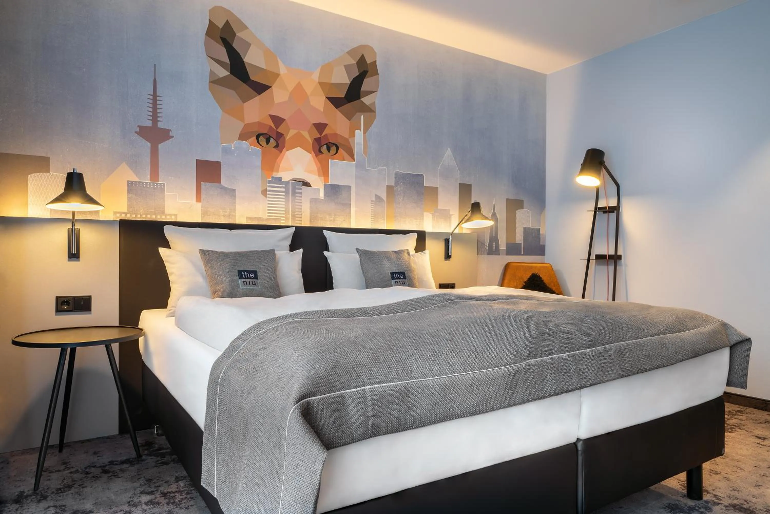Bedroom, Bed in Holiday Inn - the niu, Charly Frankfurt City by IHG