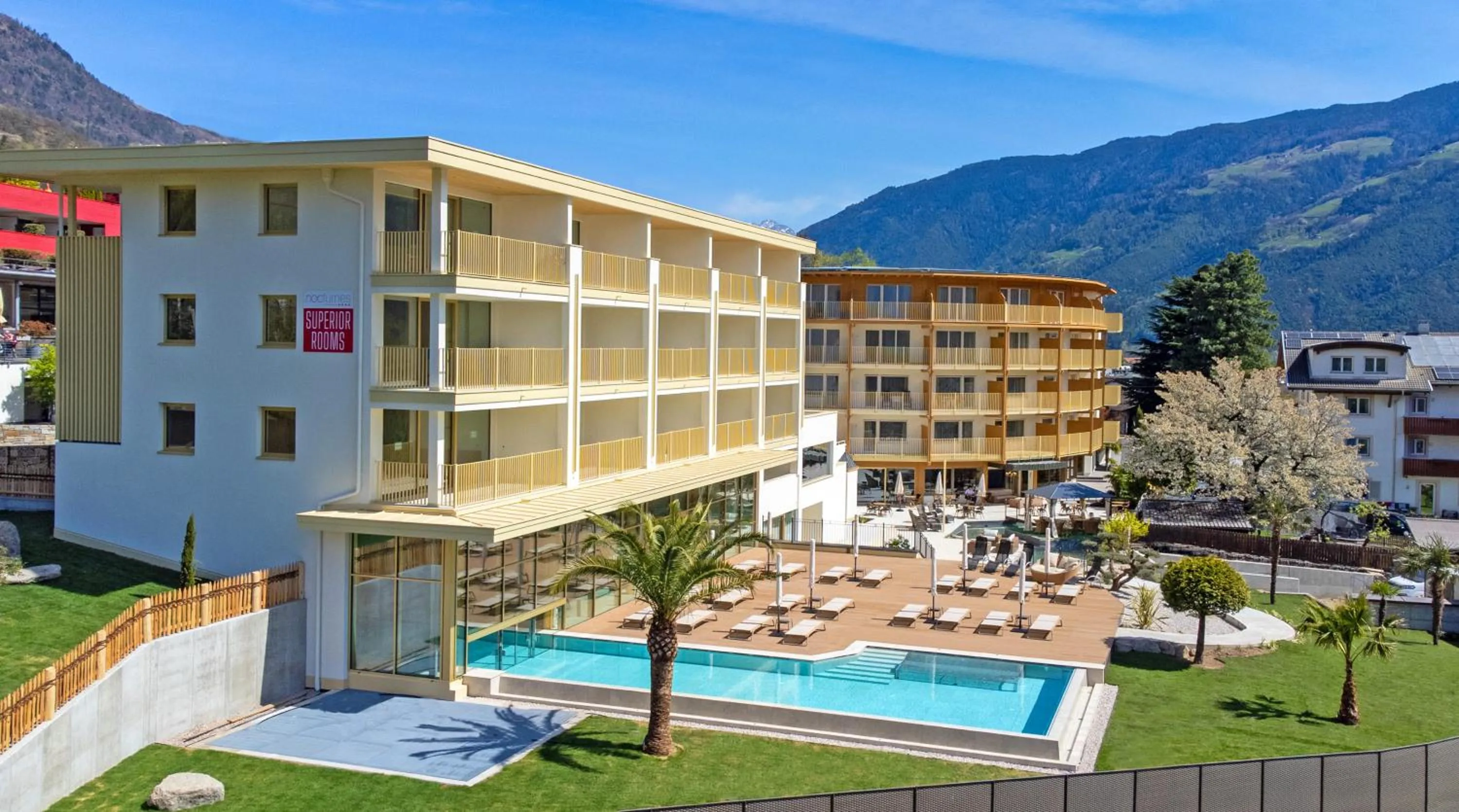 Property building in Hotel Nocturnes