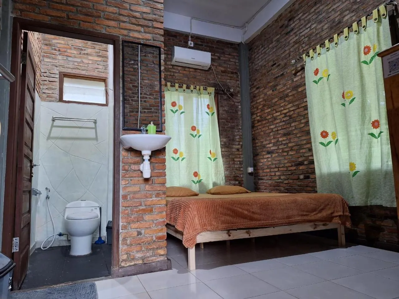 Bedroom in Bua Guest House