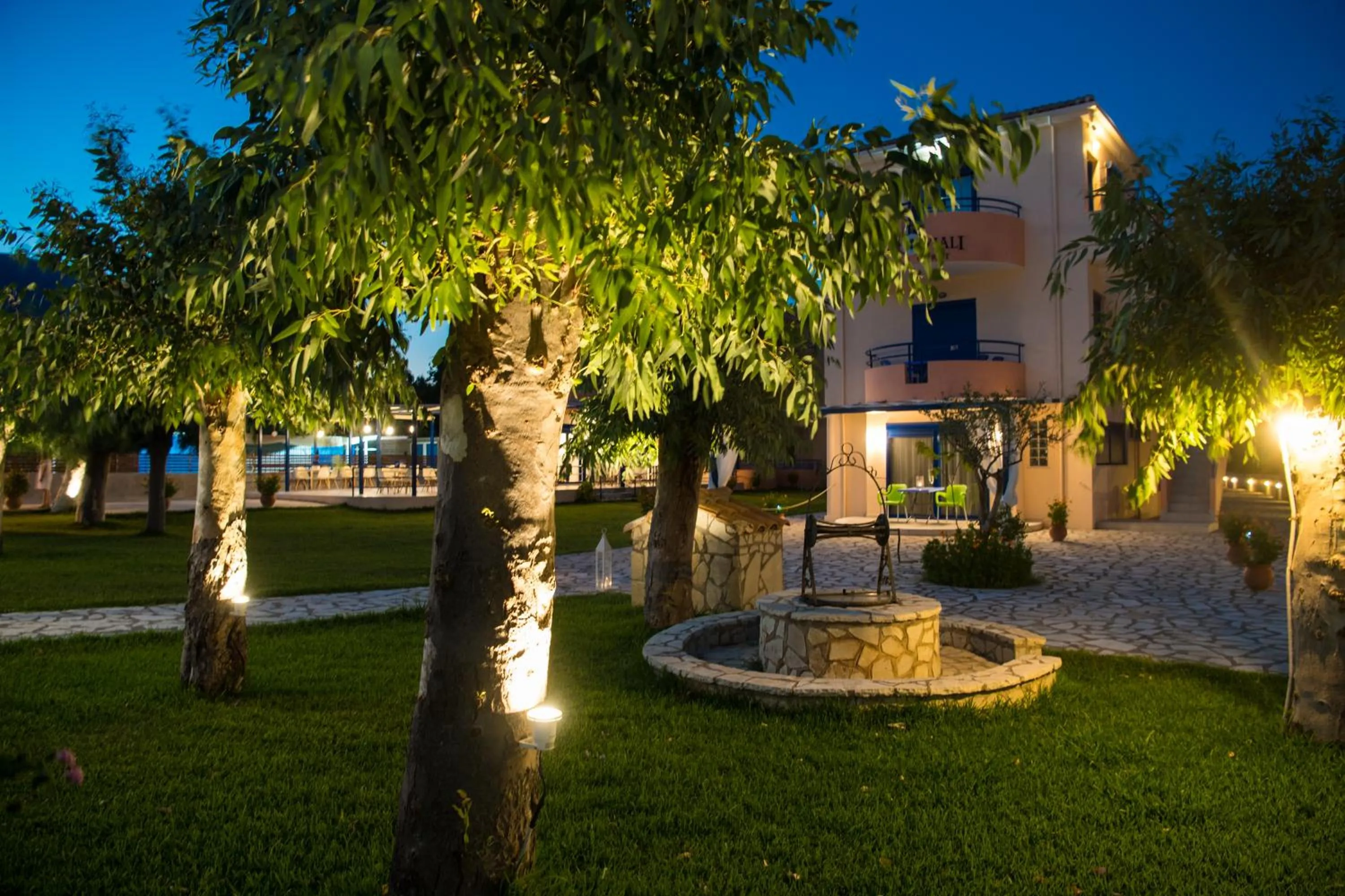 Garden in Akroyiali Resort