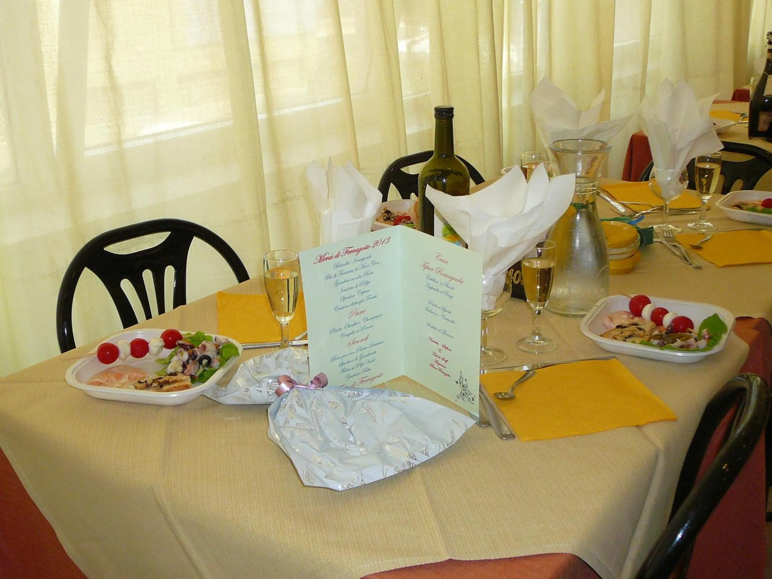 Dining area in Hotel Madrid