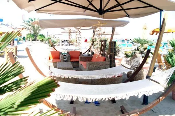 Beach in Hotel Madrid