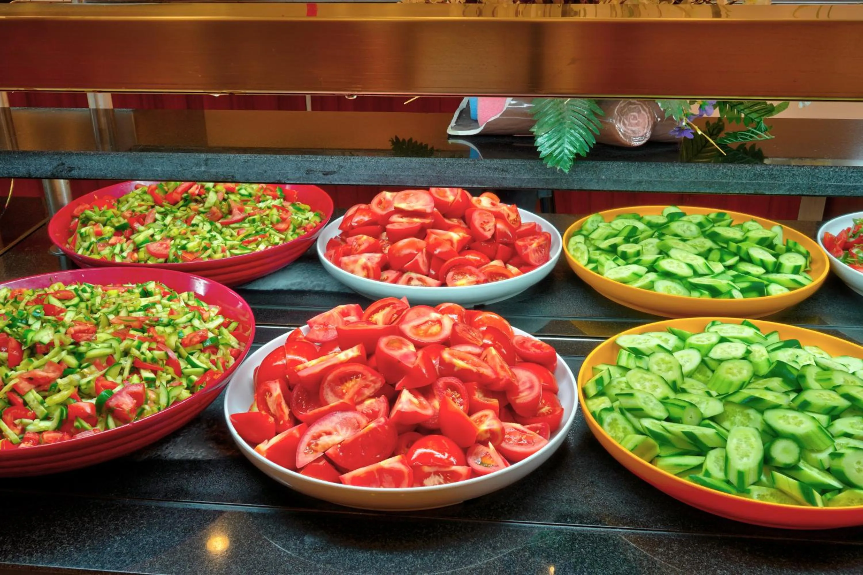 Food and drinks in Blue Fish Hotel All Inclusive