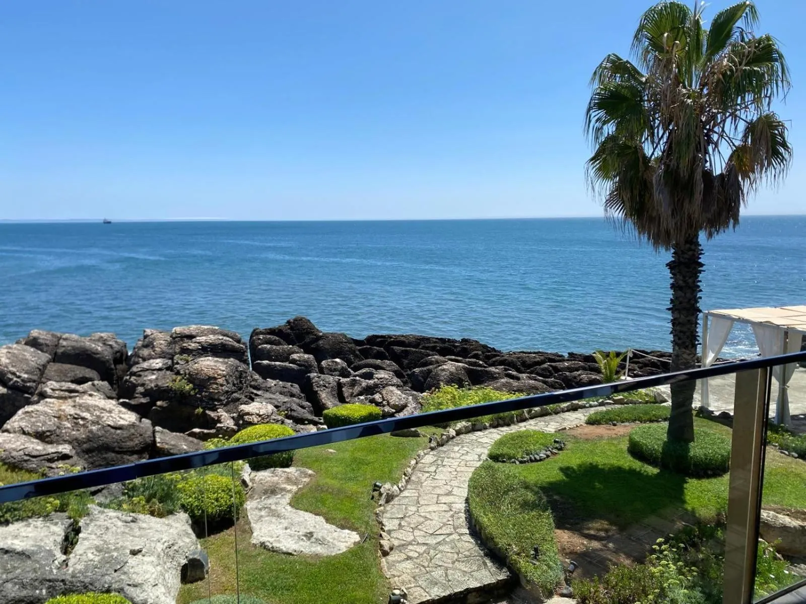 Property building in Farol Hotel