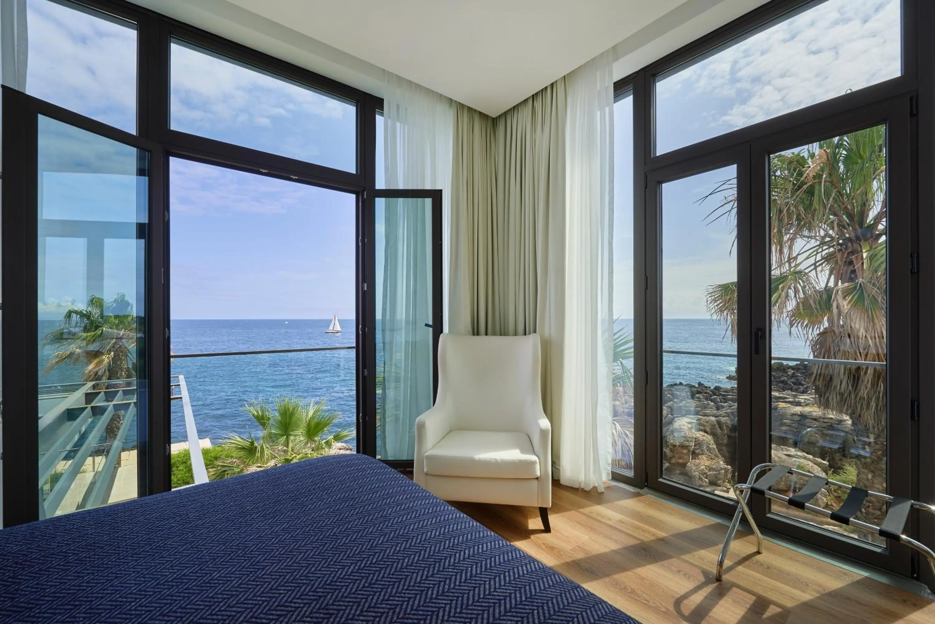 Property building in Farol Hotel