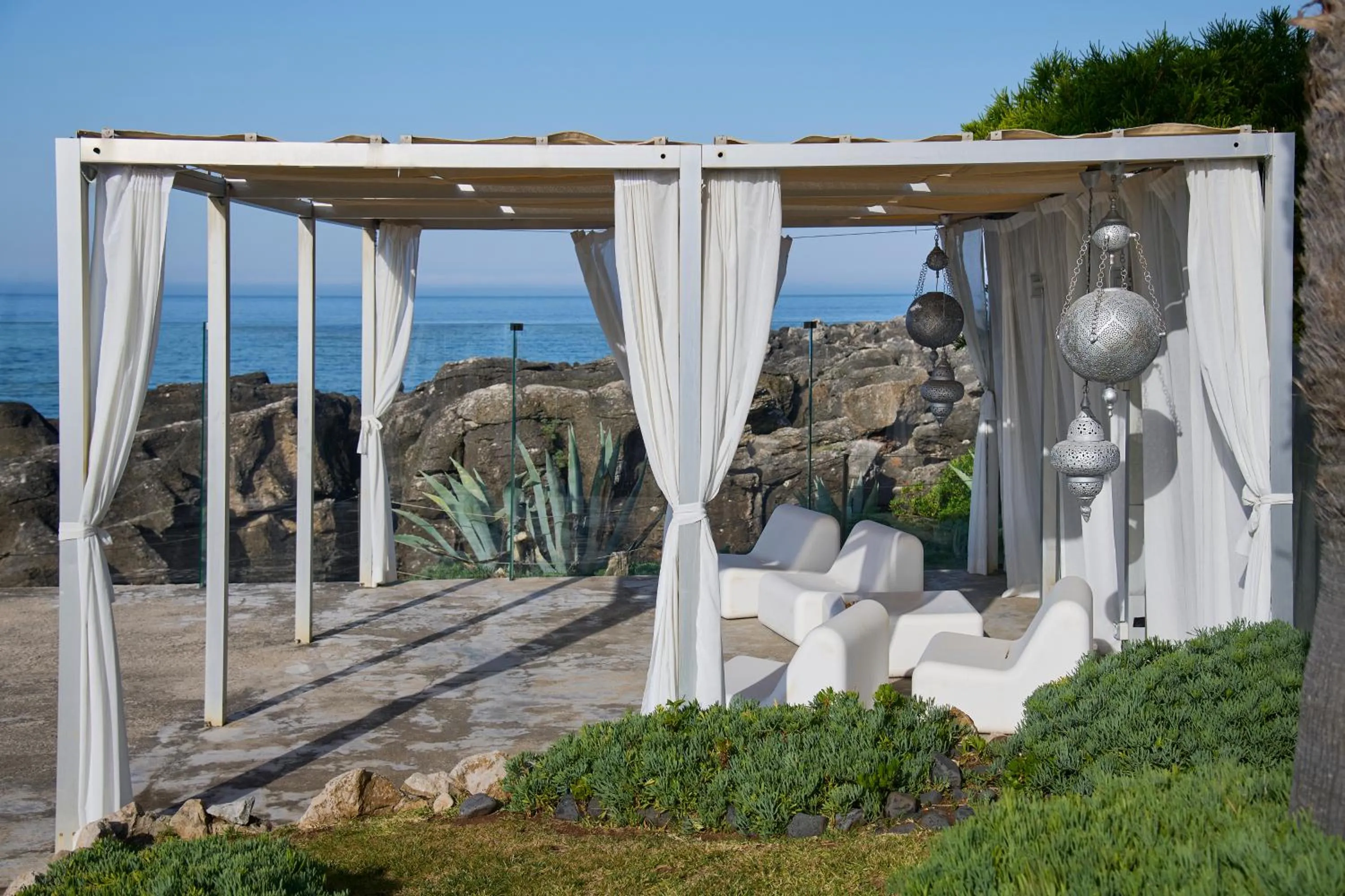 Property building in Farol Hotel