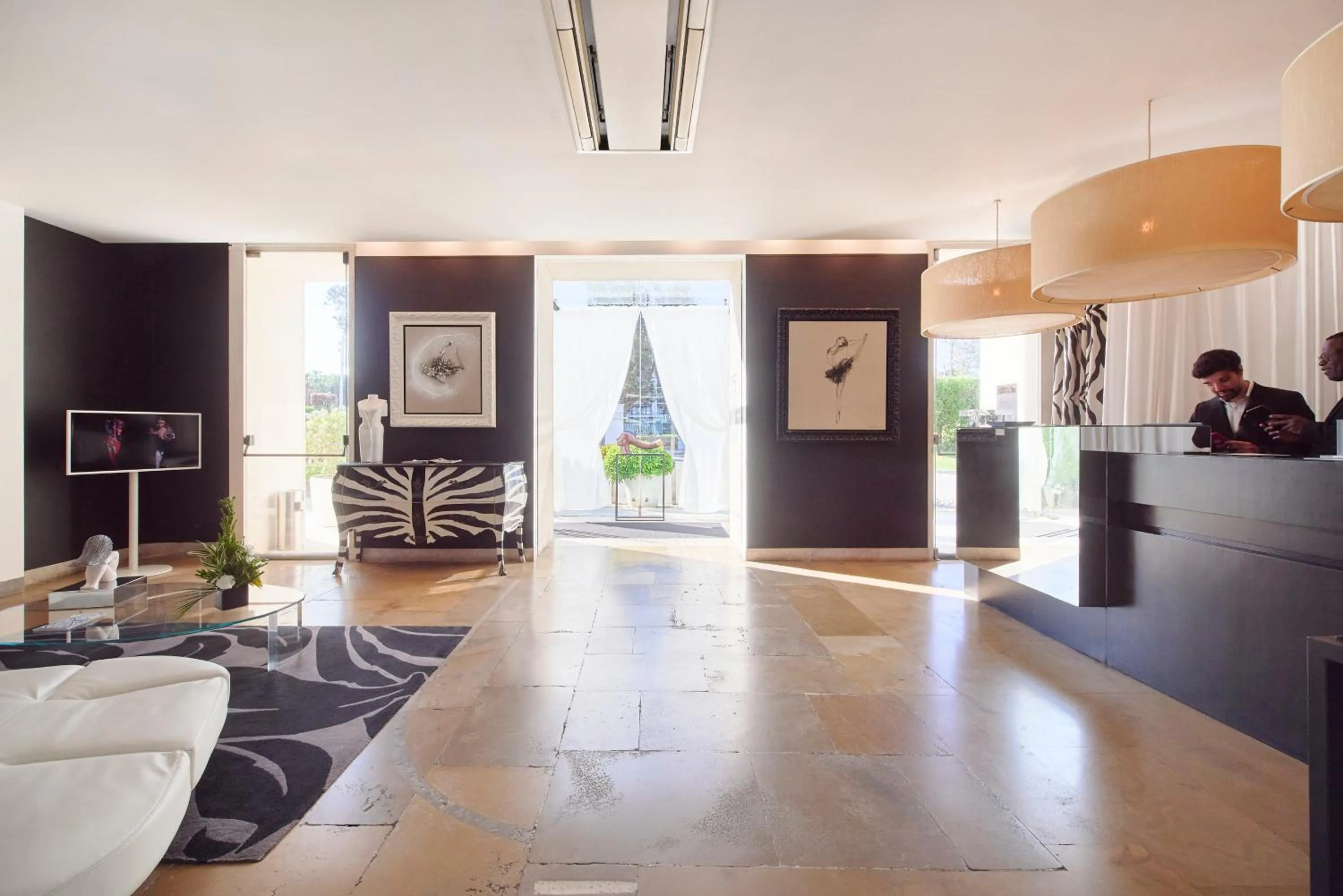 Property building in Farol Hotel