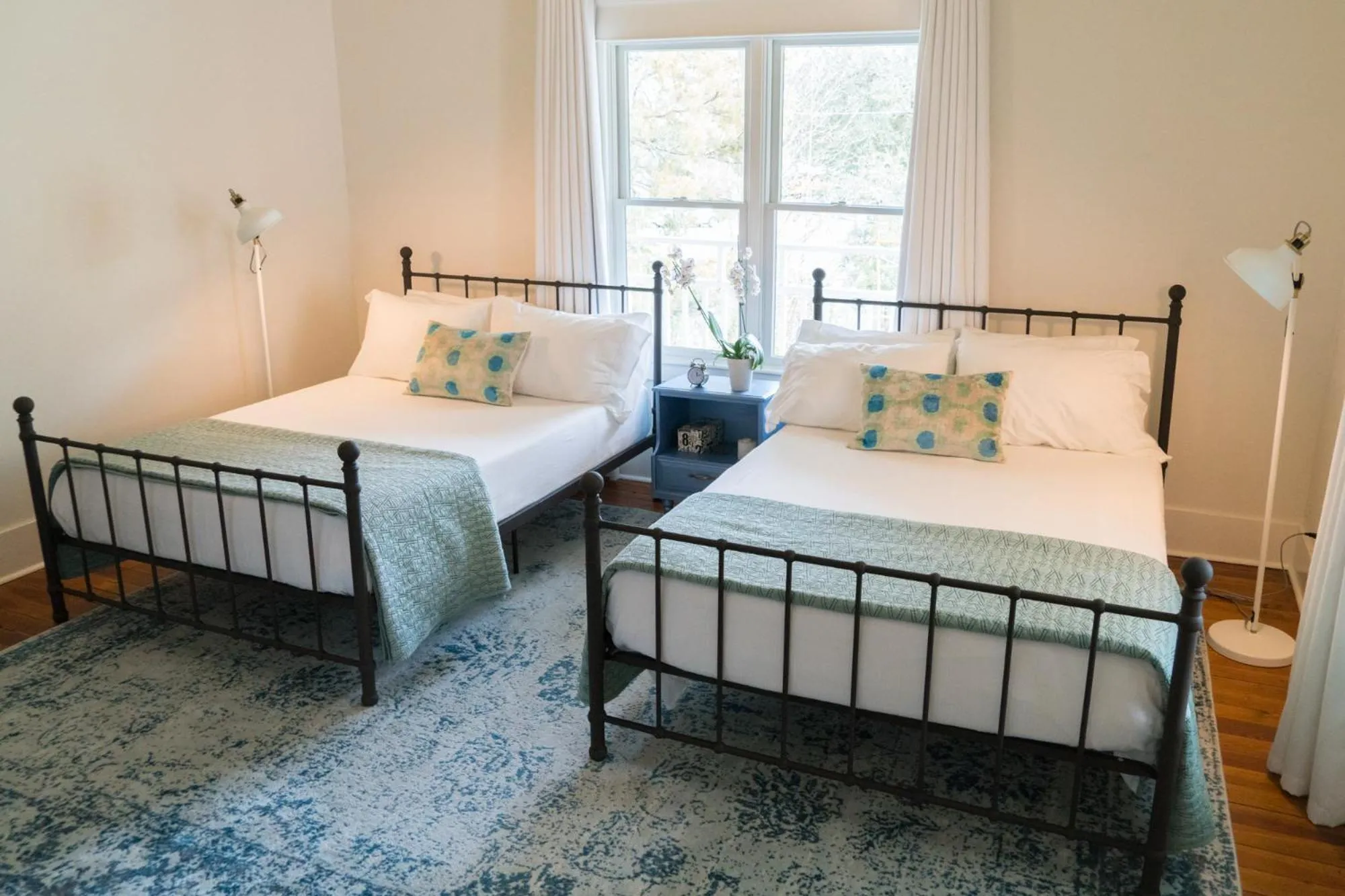 Bed in Abita Springs Hotel