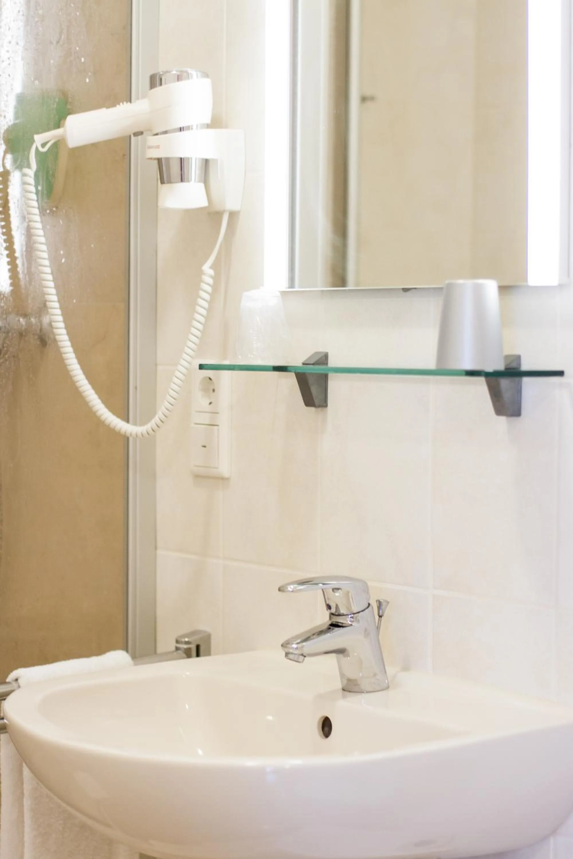 Bathroom in Hotel Garni Haus zum Gutenberg