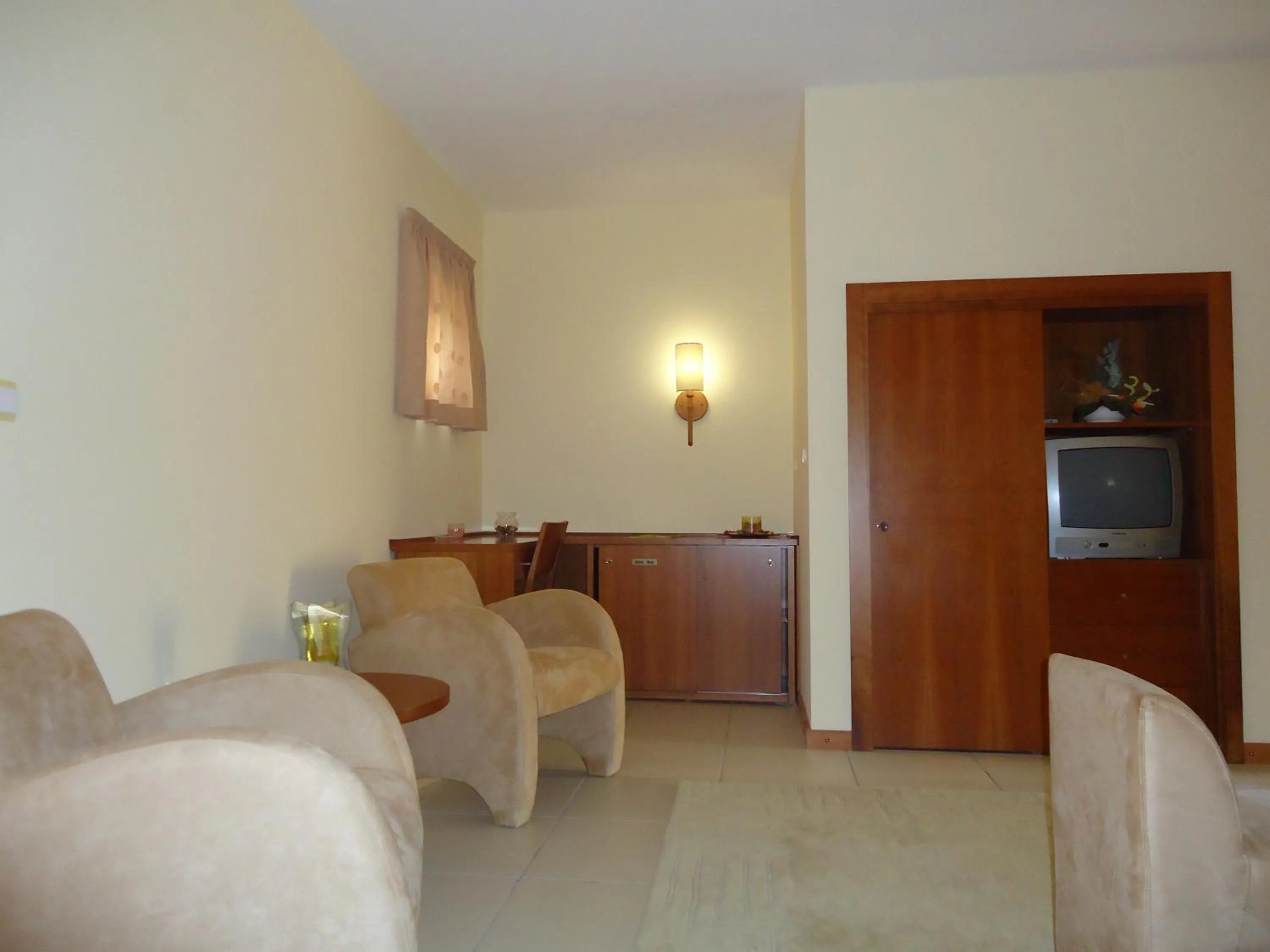 Seating area in Hotel Pombeira