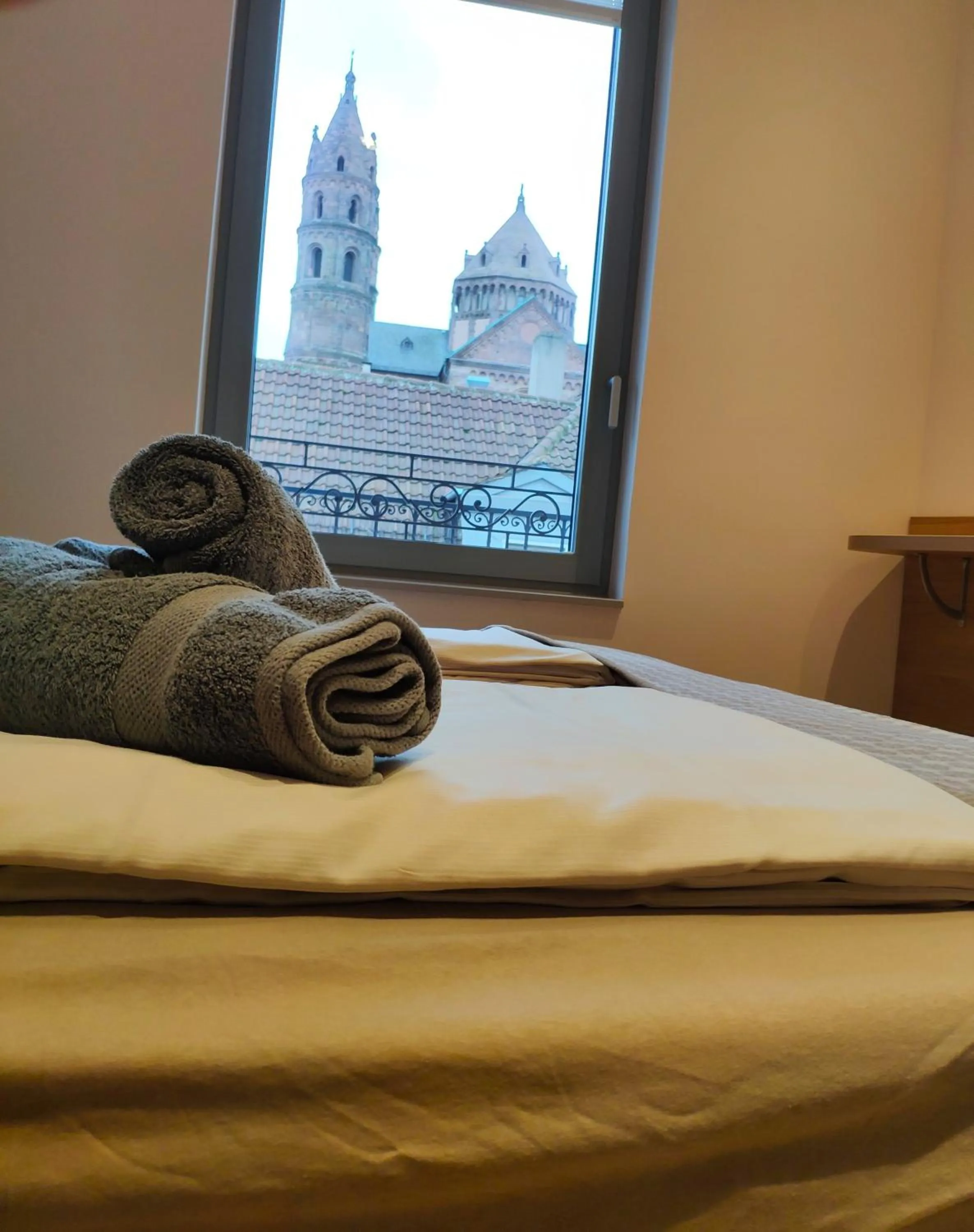 Bed in Kriemhilde Dependance