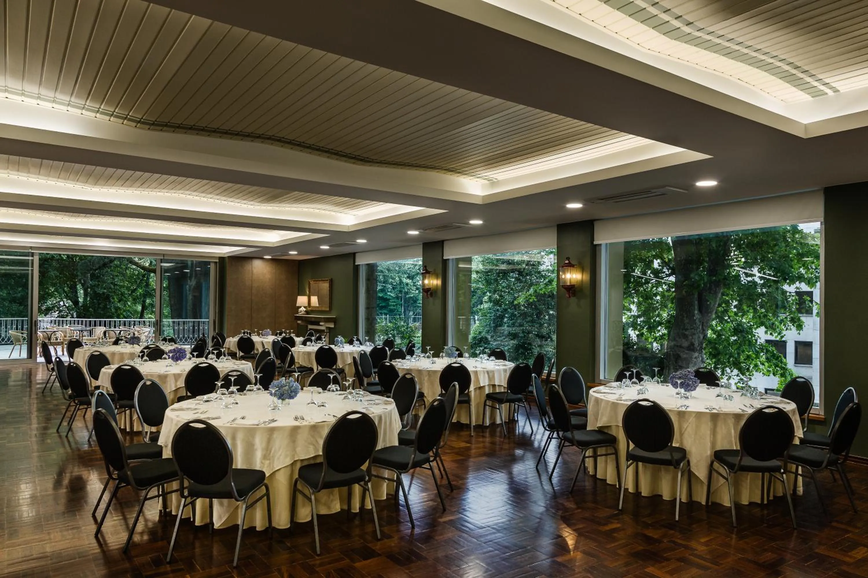 Meeting/conference room in Grão Vasco - Historic Hotel and SPA