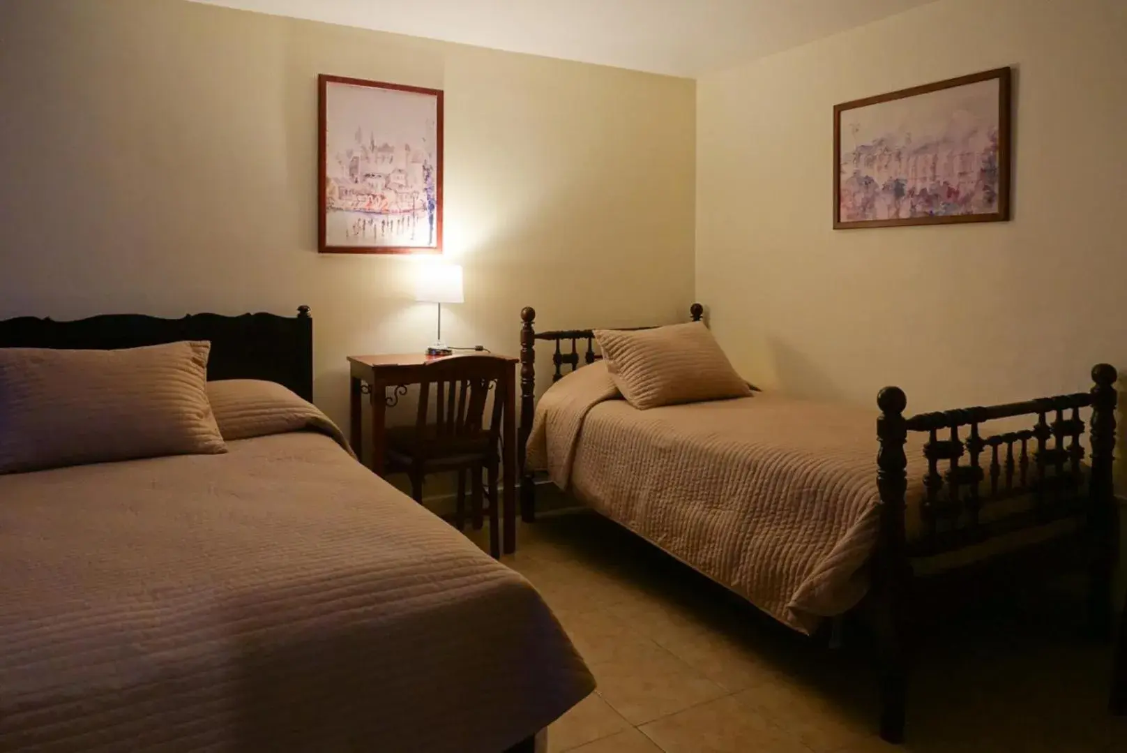 Family Double Room in Posada Galeria Alberto Sedas Family Double Room in Posada Galeria Alberto Sedas