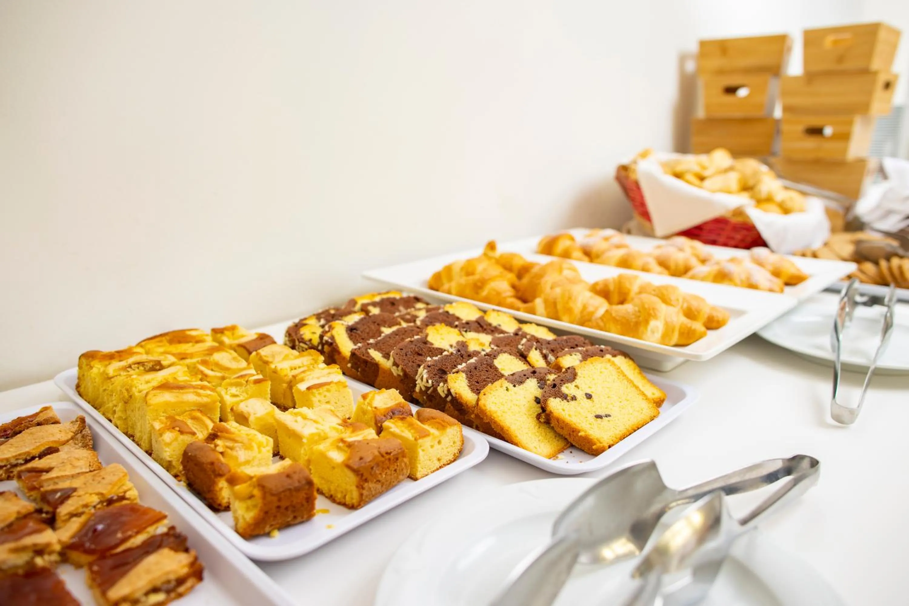 Breakfast in Hotel Ariston