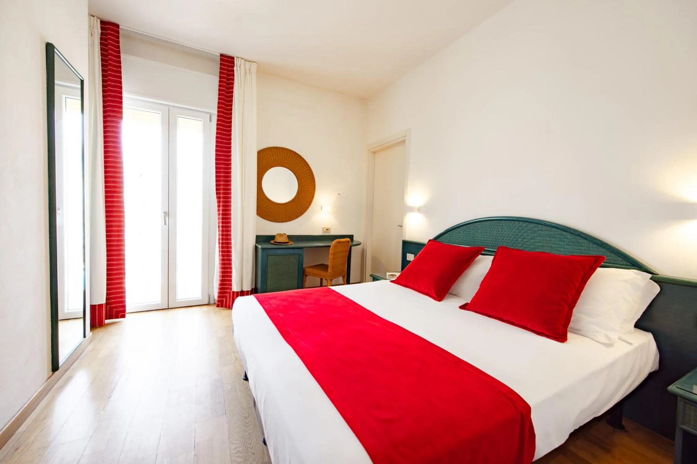 Bedroom, Bed in Hotel Ariston