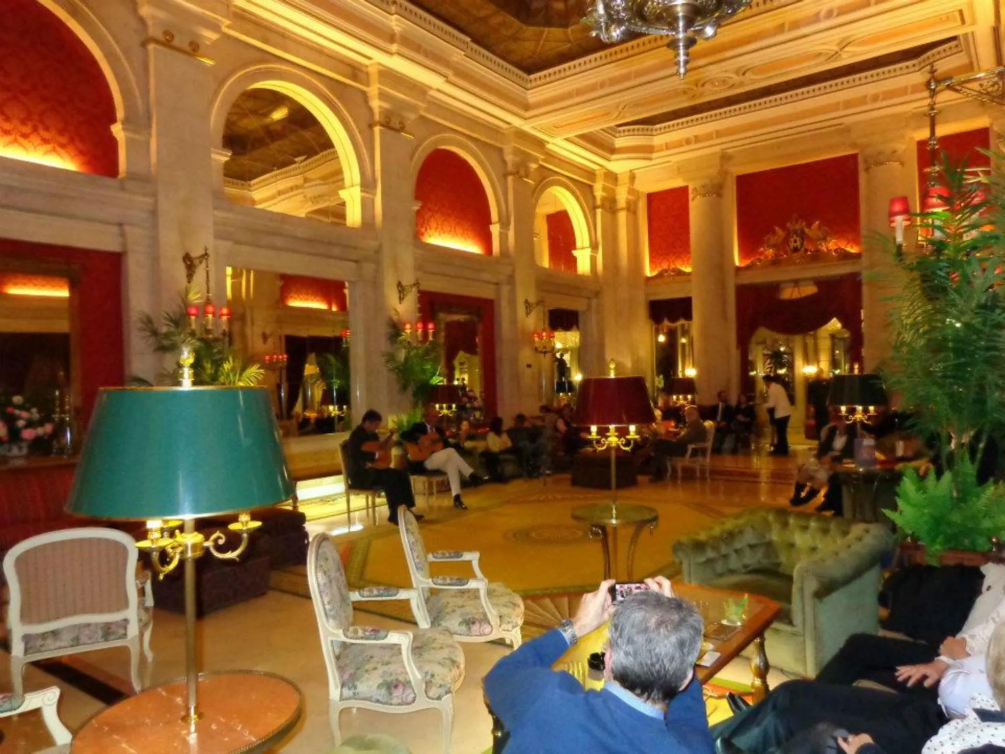 People in Hotel Avenida Palace