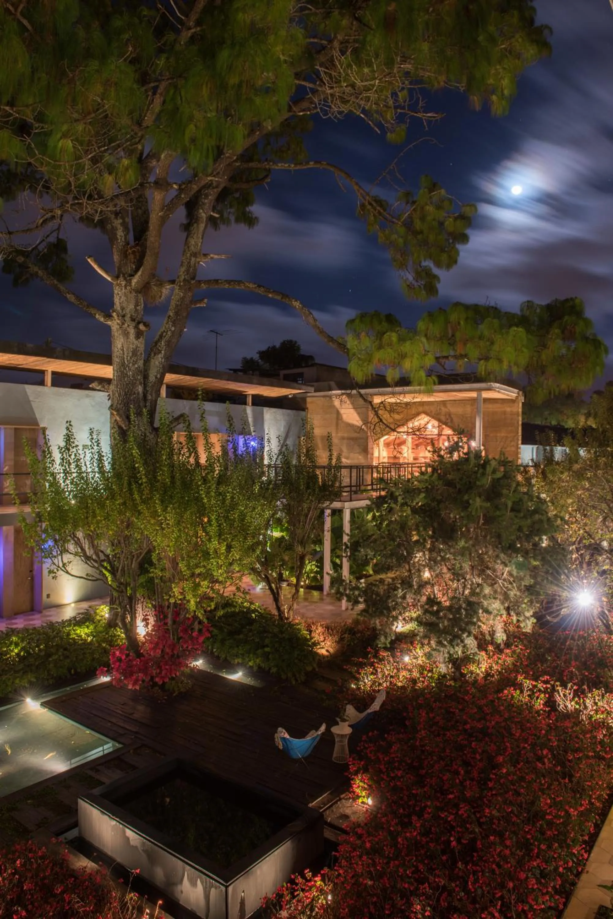 Property building in Hotel Bo