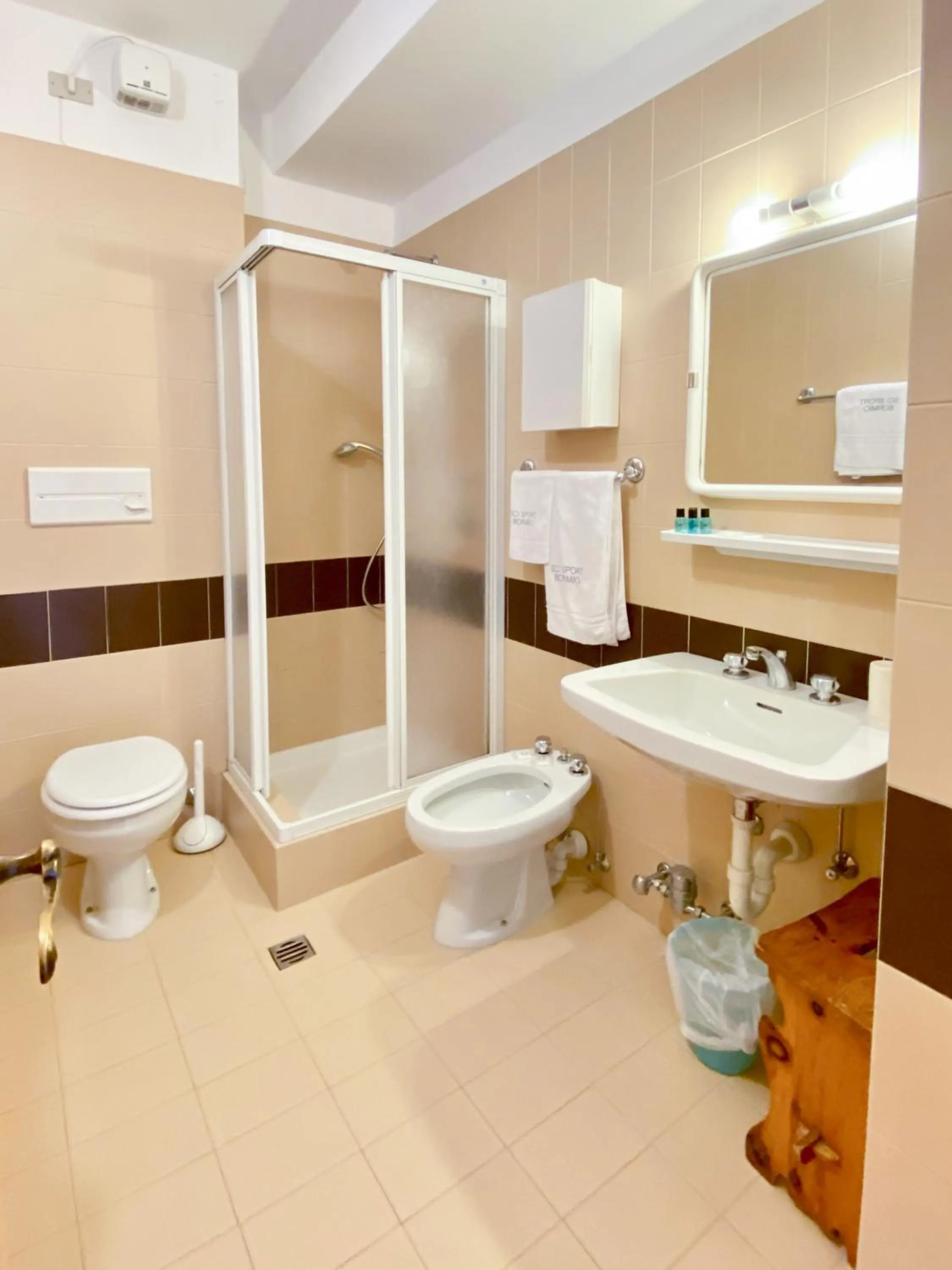 Shower in Residence Sci Sport