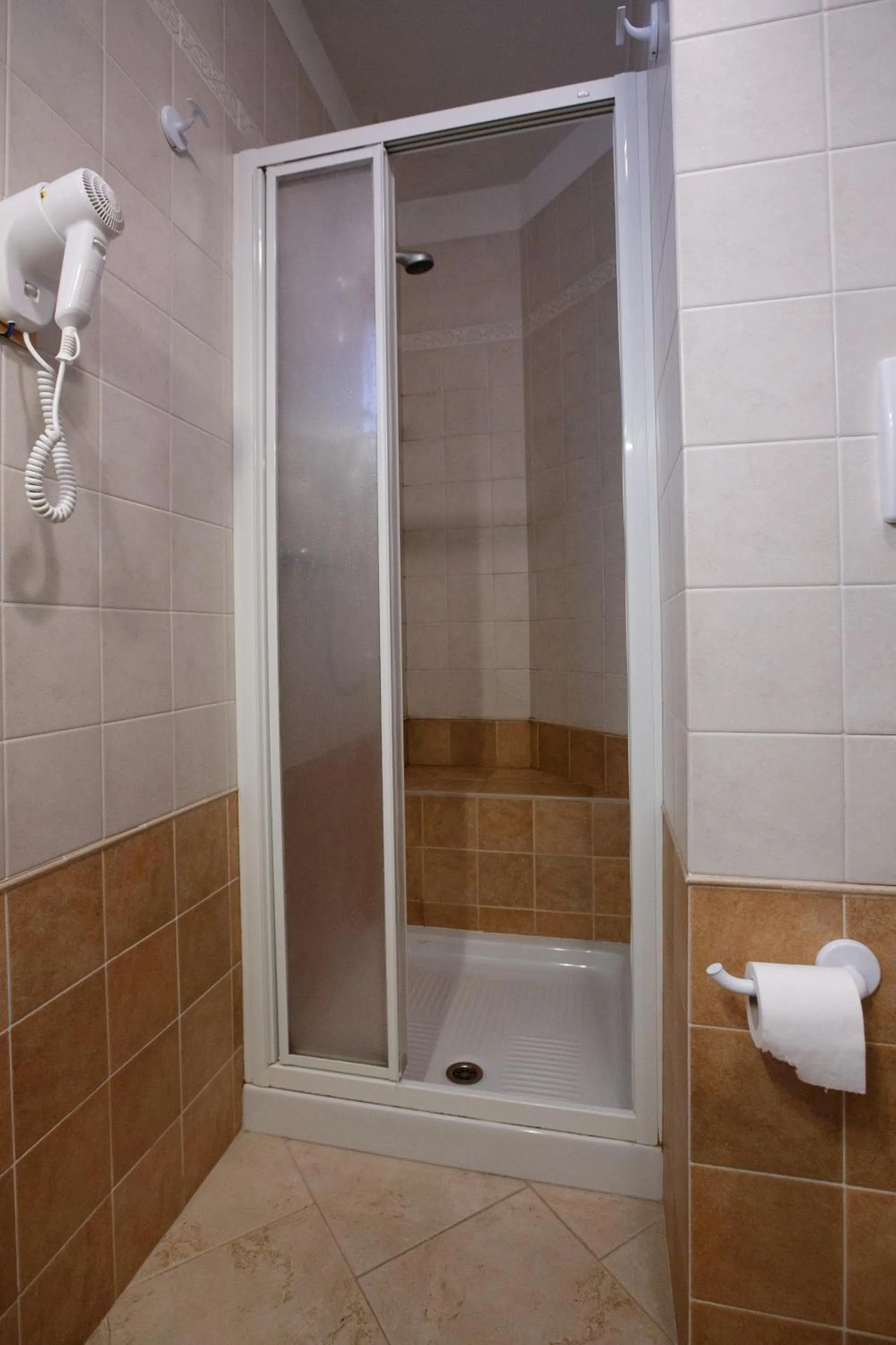 Shower in Residence Sci Sport