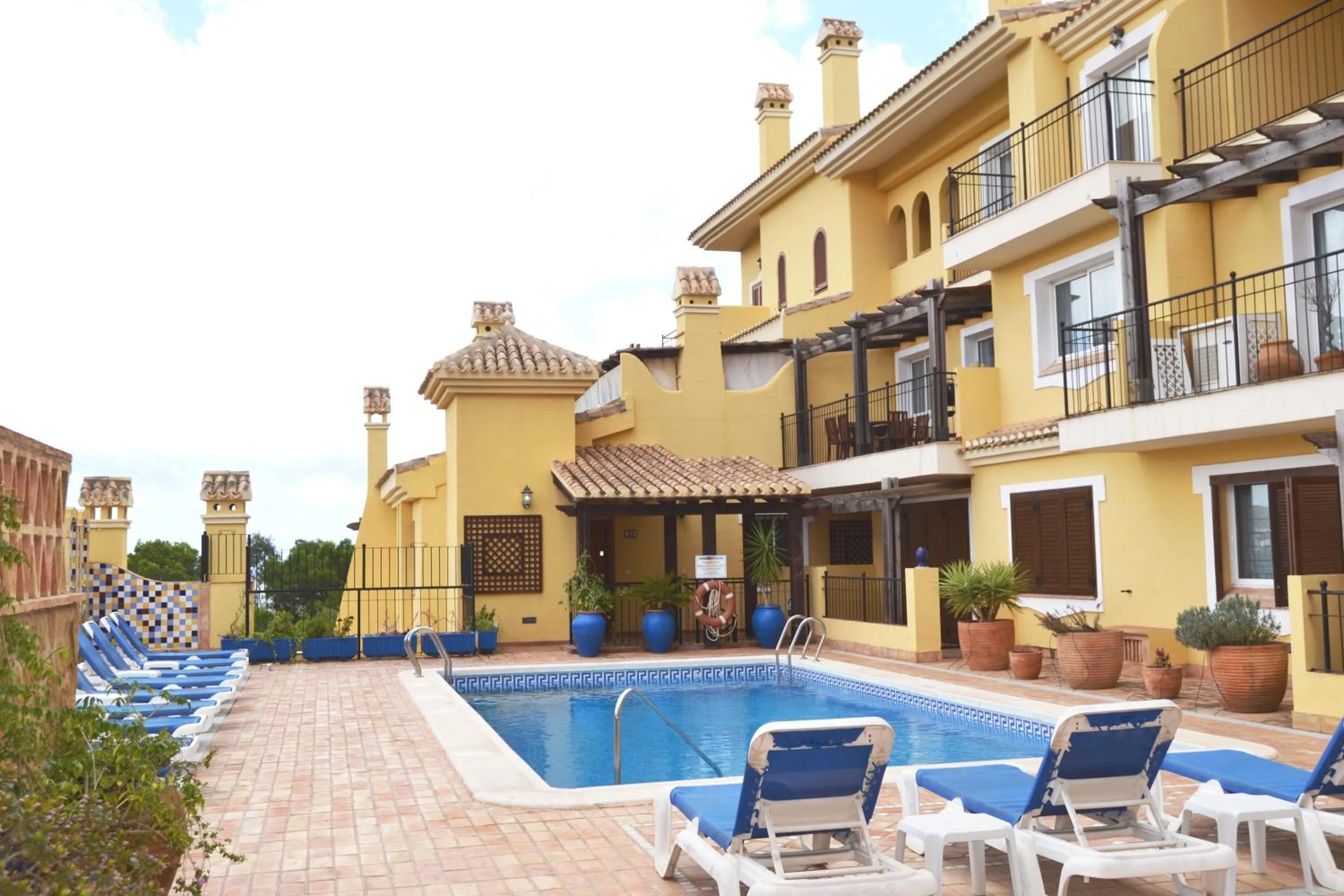 Swimming pool in Montemares Golf Luxury Villas & Apartments at La Manga Club