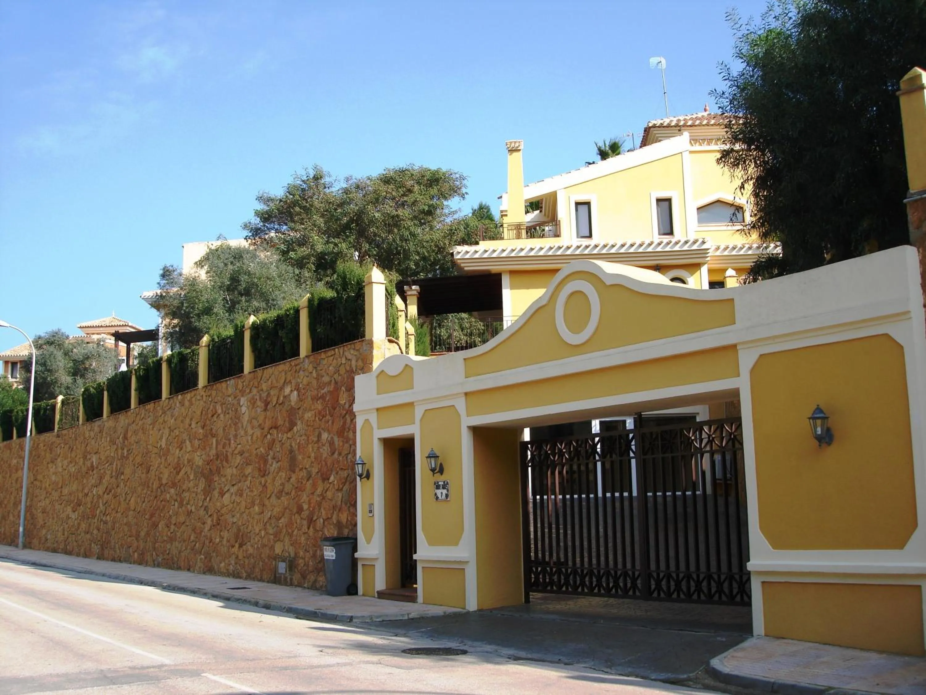 Property building in Montemares Golf Luxury Villas & Apartments at La Manga Club