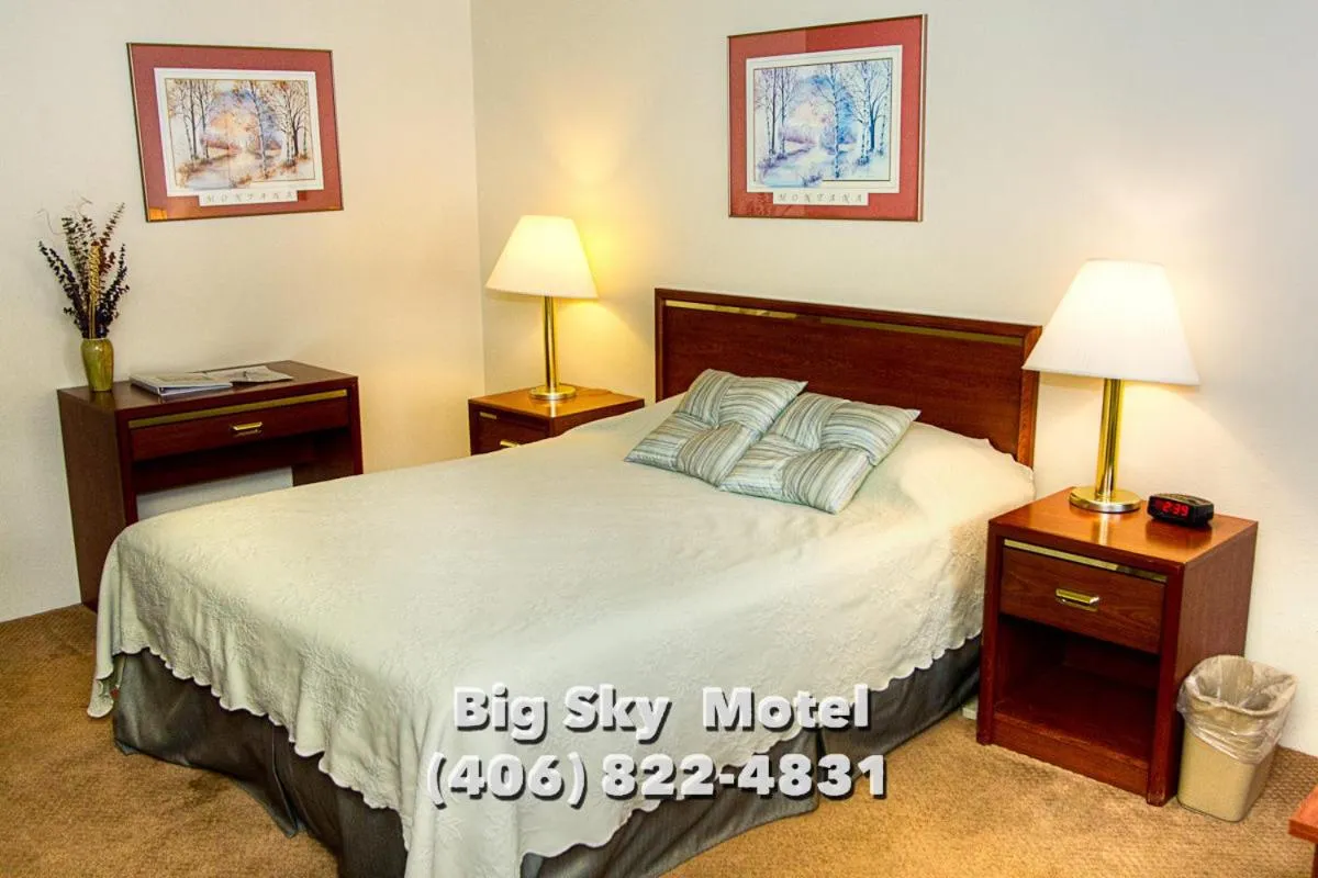 Bed in Big Sky Motel