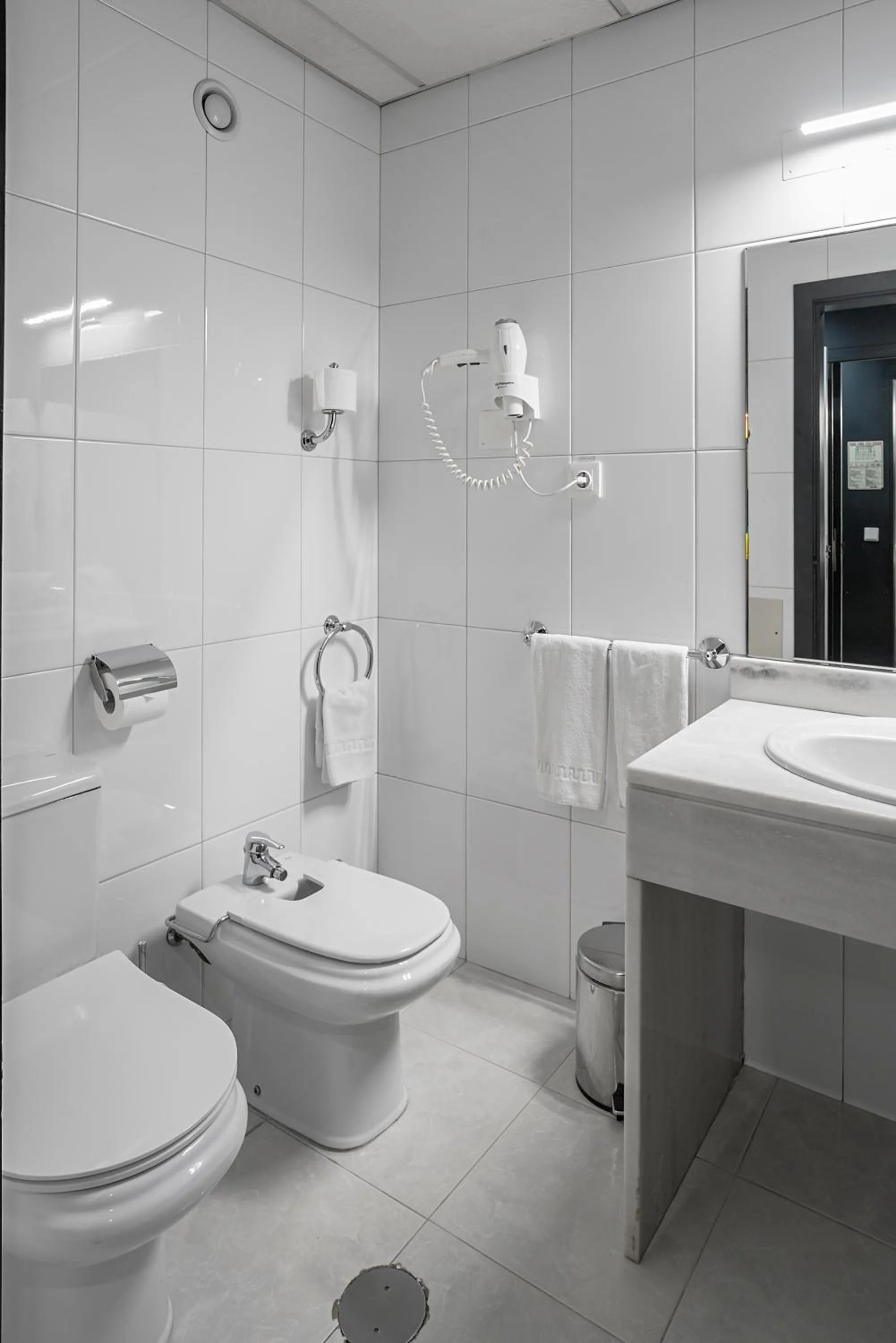 Toilet in Hotel Estacão - Braga