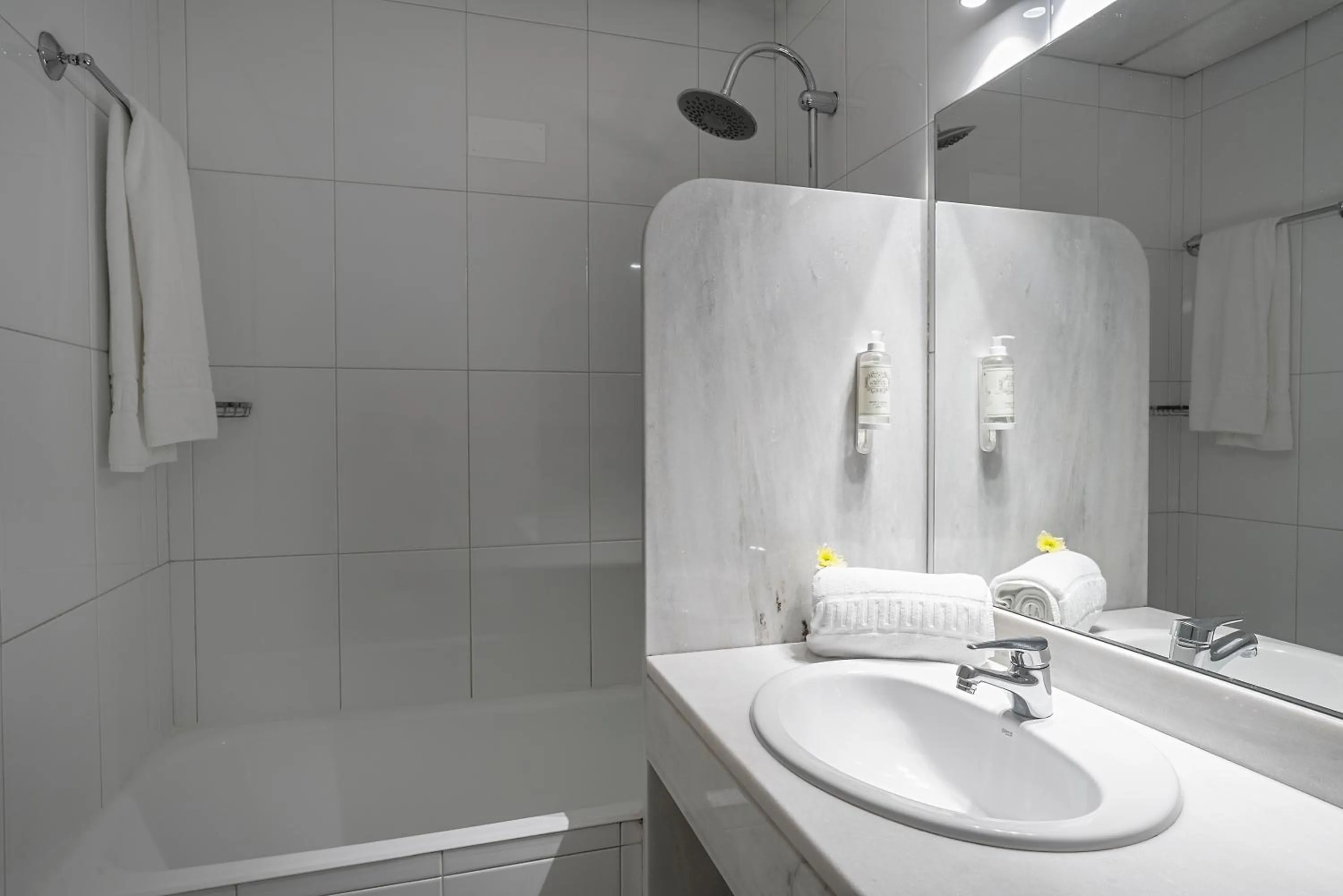 Shower in Hotel Estacão - Braga