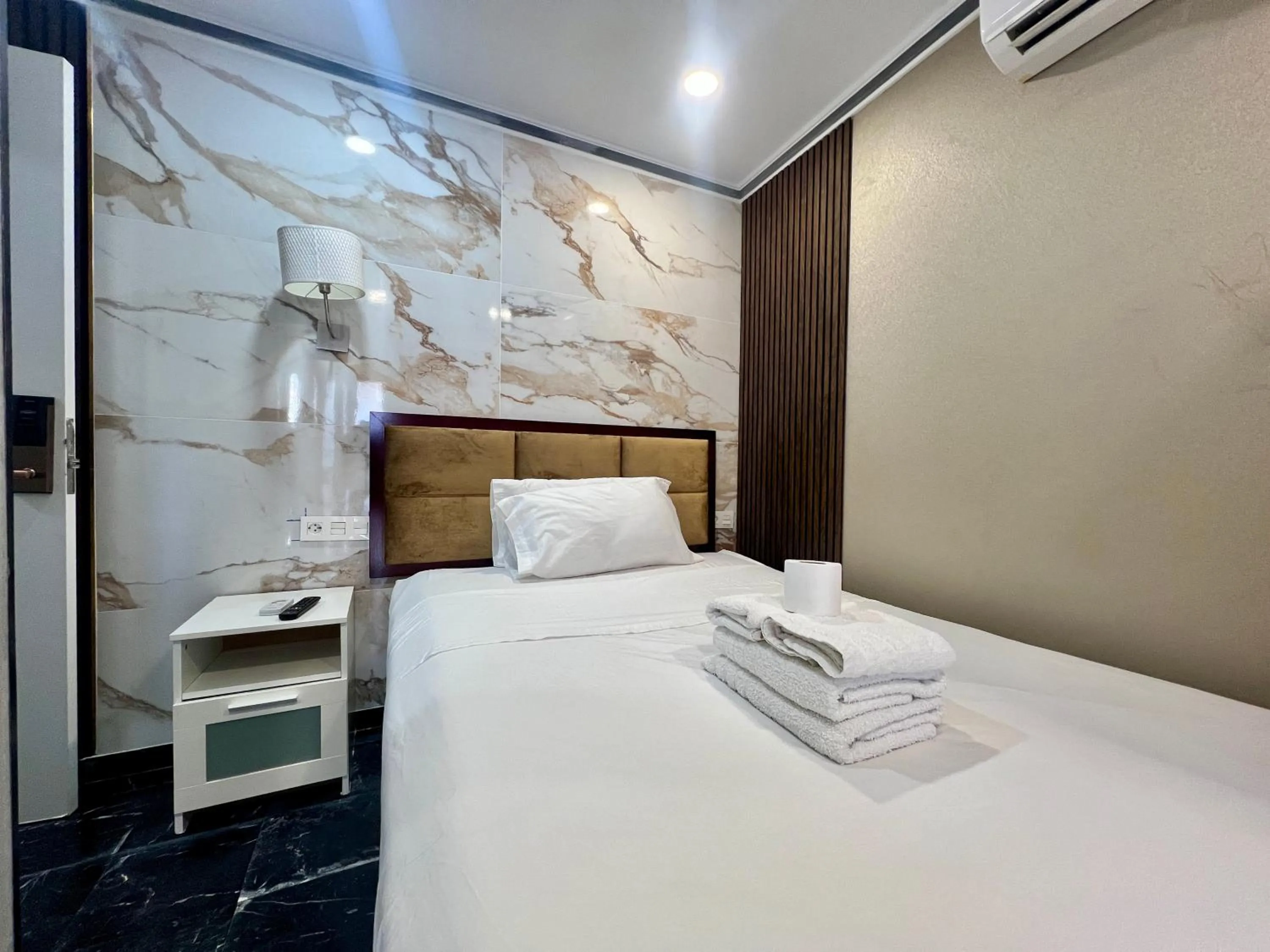 Bed in Boutique Princesa