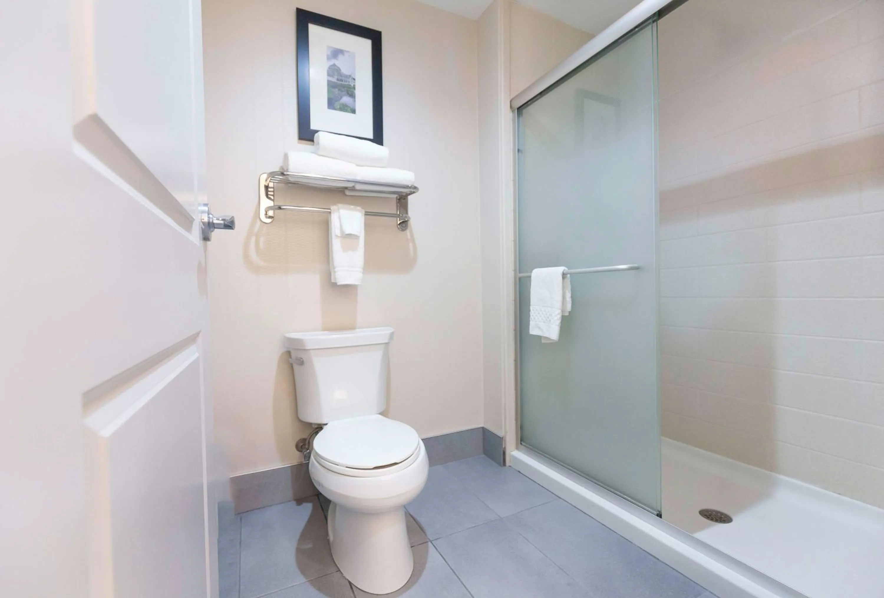 Bathroom in Homewood Suites - Doylestown